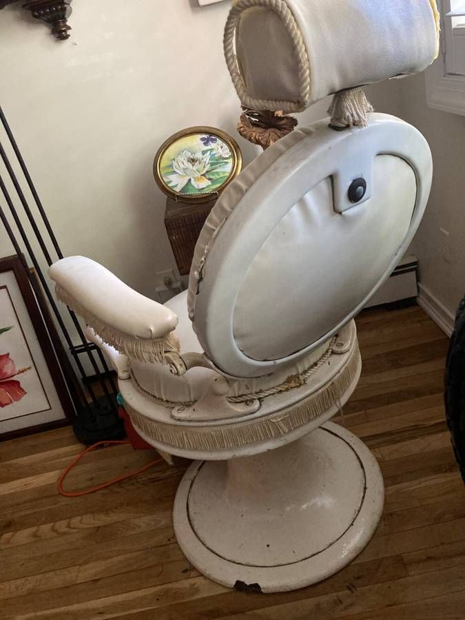 Victorian Cast Iron Barber Chair thumbnail 5