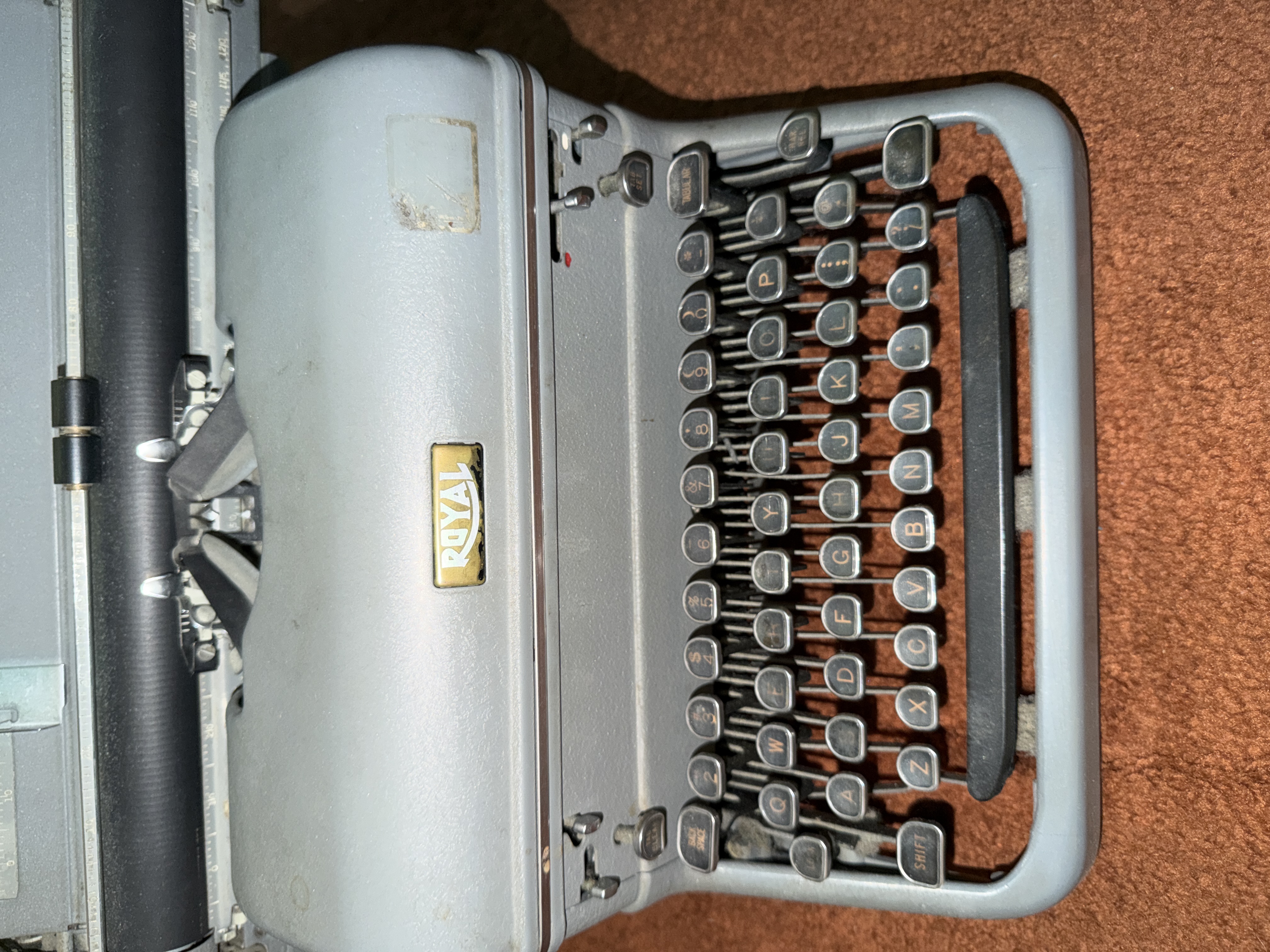 Royal KMG Standard Typewriter