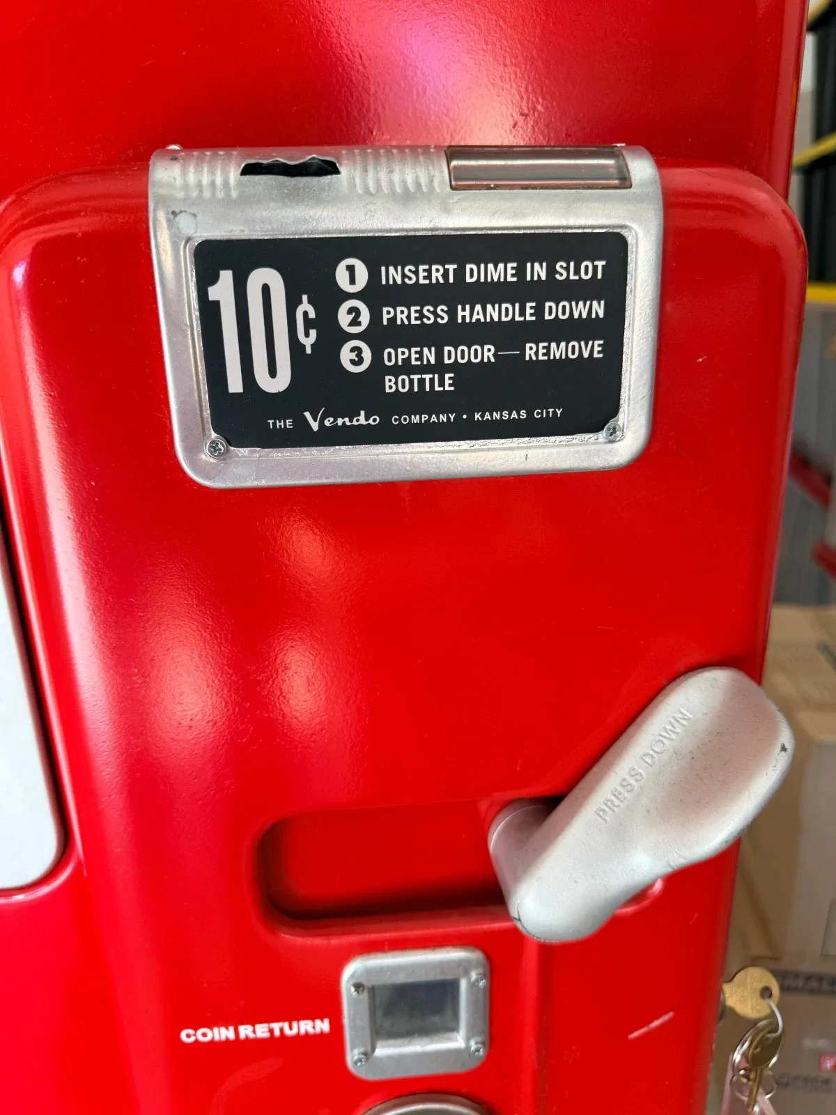 Mid‑Century Coca‑Cola Vendo 39 Style Steel Bottle Vending Machine thumbnail 5