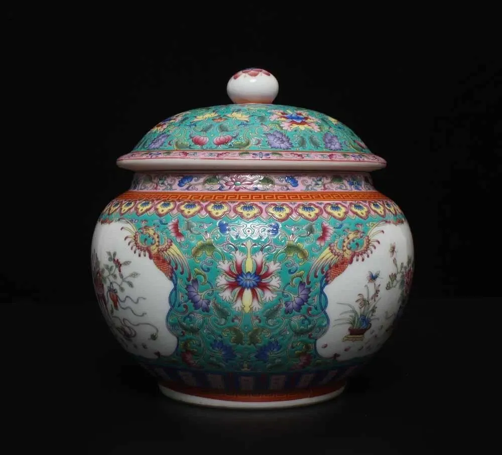 Famille Rose Lidded Porcelain Jar with Qianlong Mark thumbnail 2