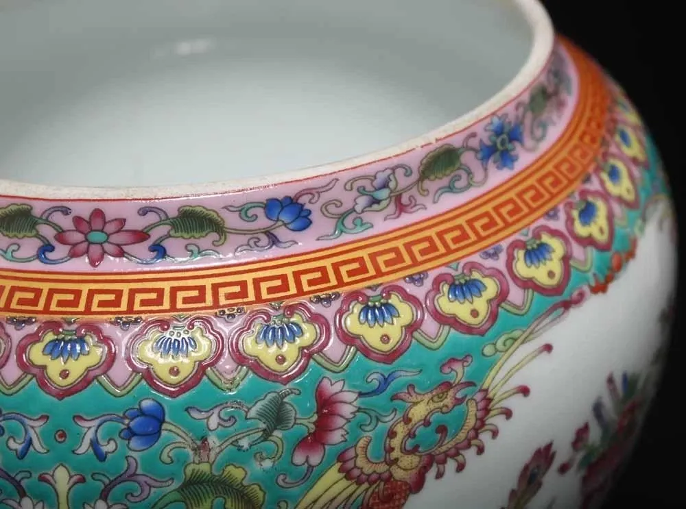 Famille Rose Lidded Porcelain Jar with Qianlong Mark thumbnail 5