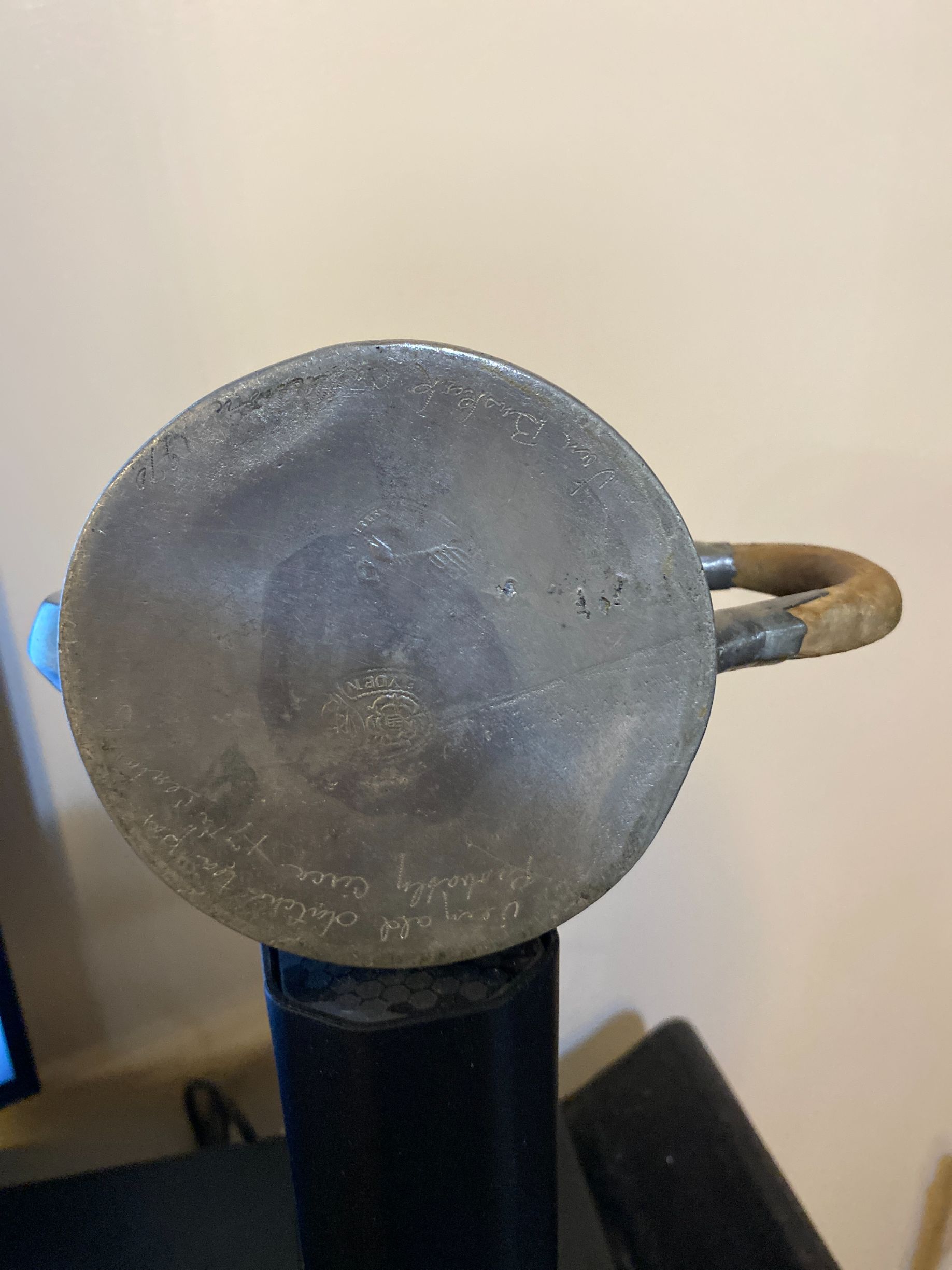 Victorian Period English Pewter Teapot with Wooden C-Handle thumbnail 4