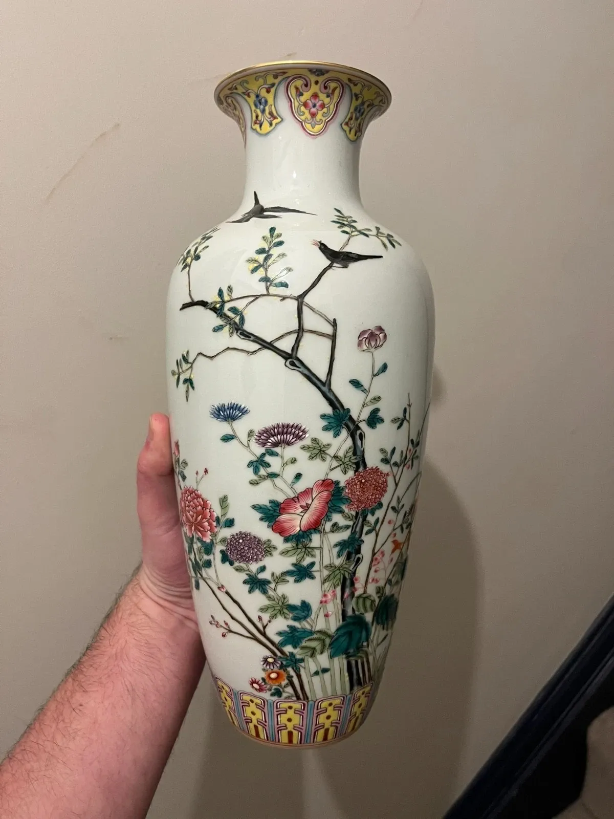 Qing Qianlong Style Famille Rose Porcelain Vase