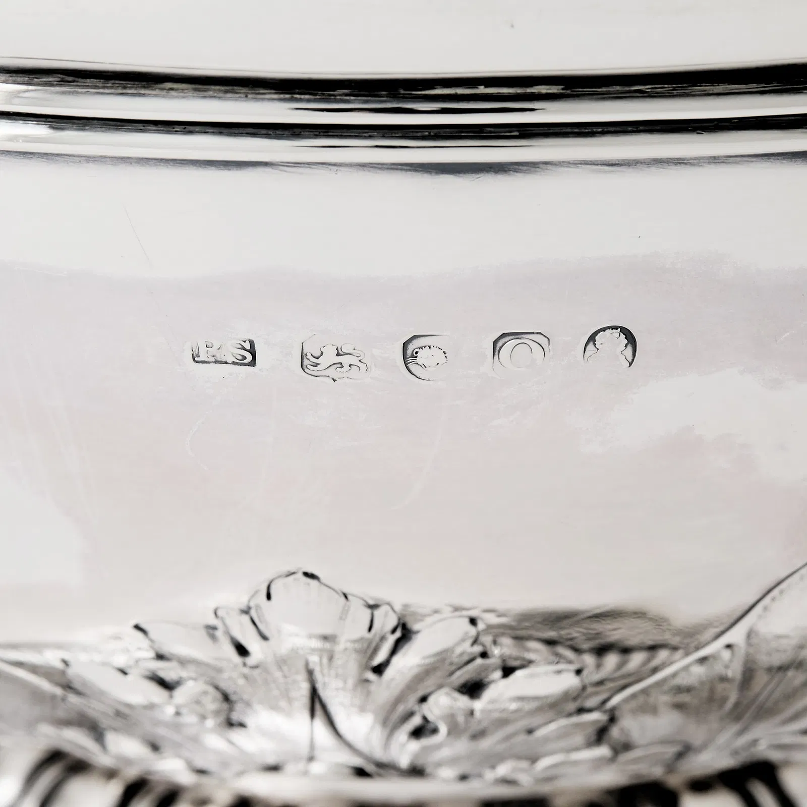English Regency Sterling Silver Pedestal Bowl, London 1822 thumbnail 3