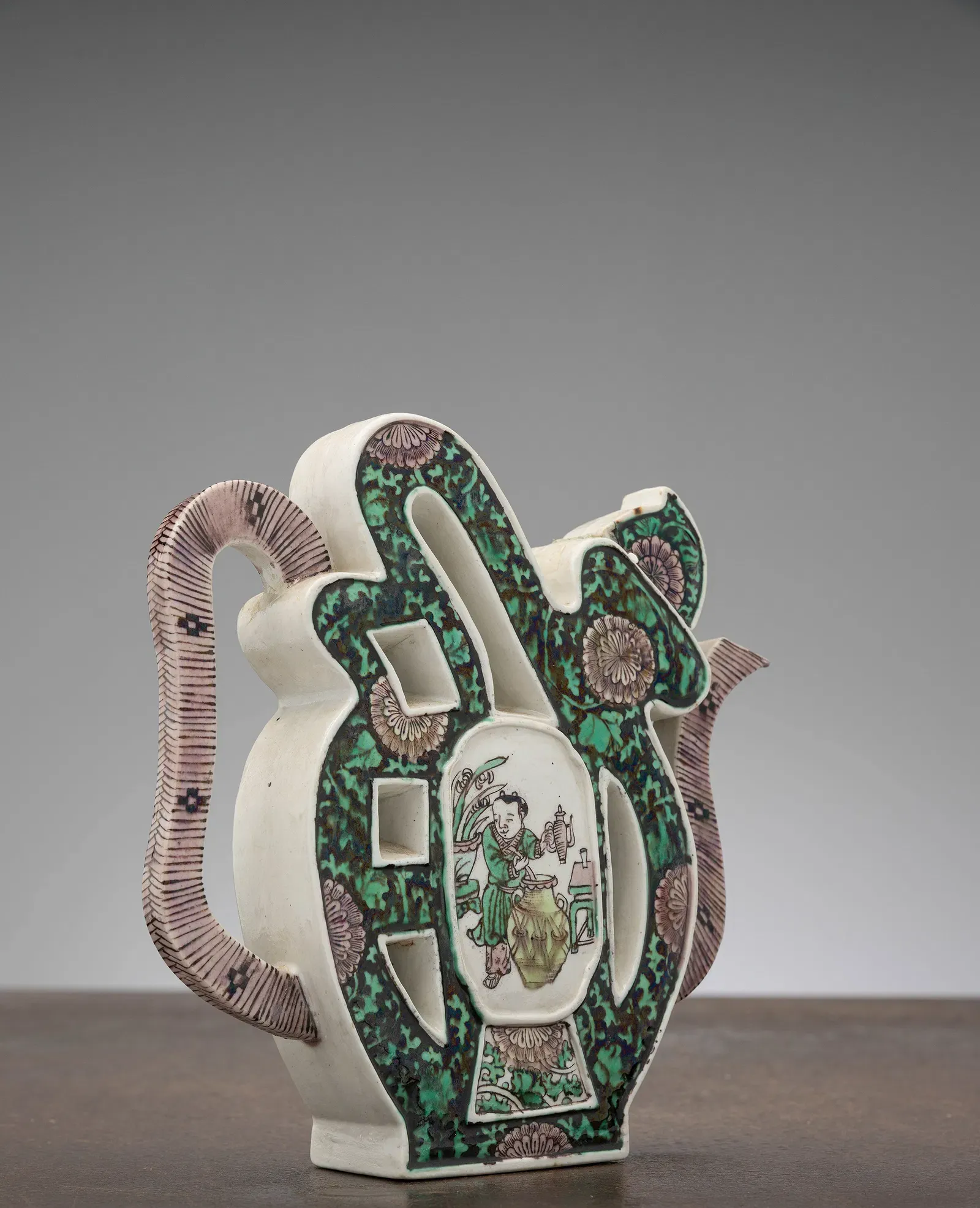 Chinese Famille Verte Porcelain Vase-Form Teapot thumbnail 4