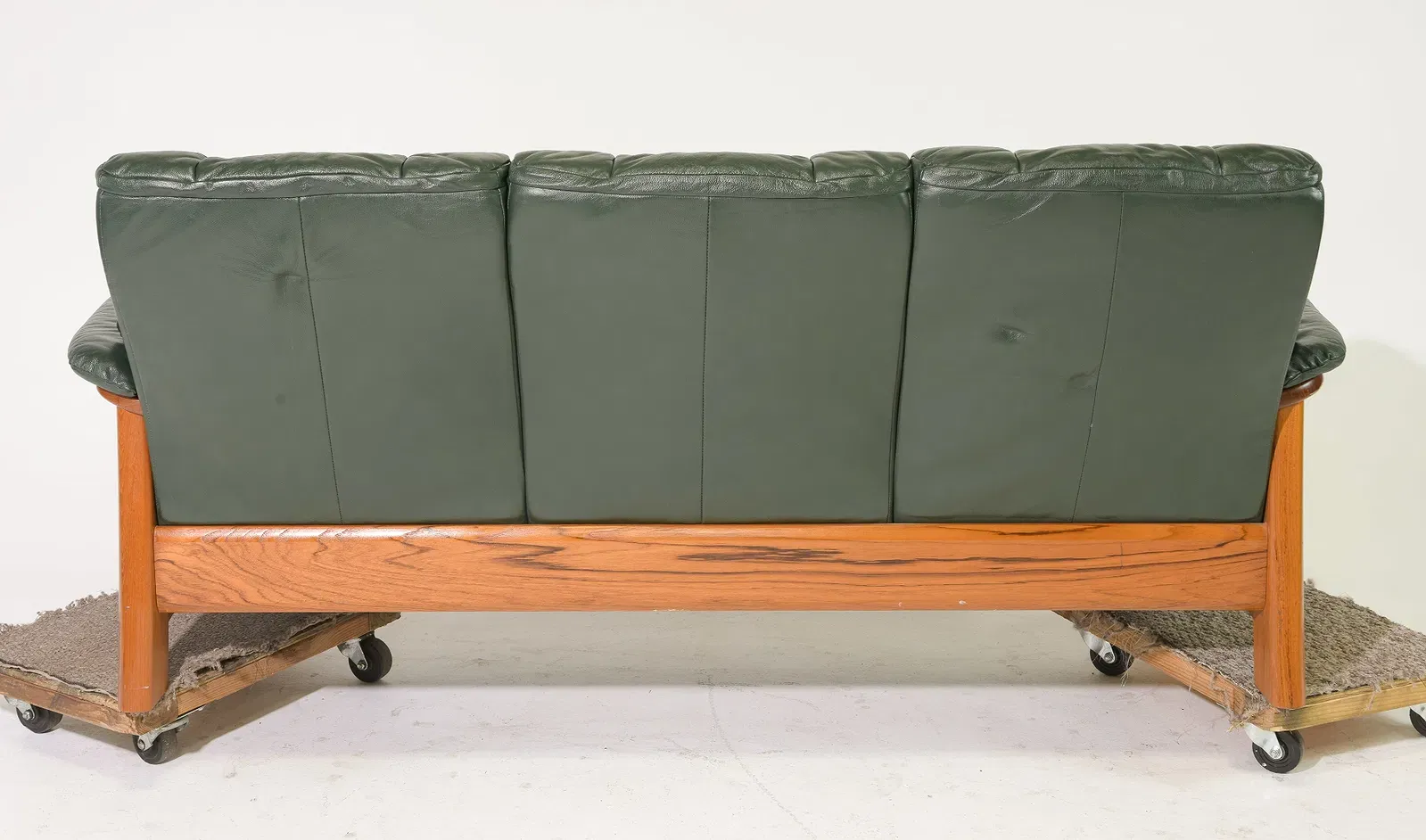 Mid-Century Modern Teak and Green Leather Three-Seat Sofa thumbnail 7