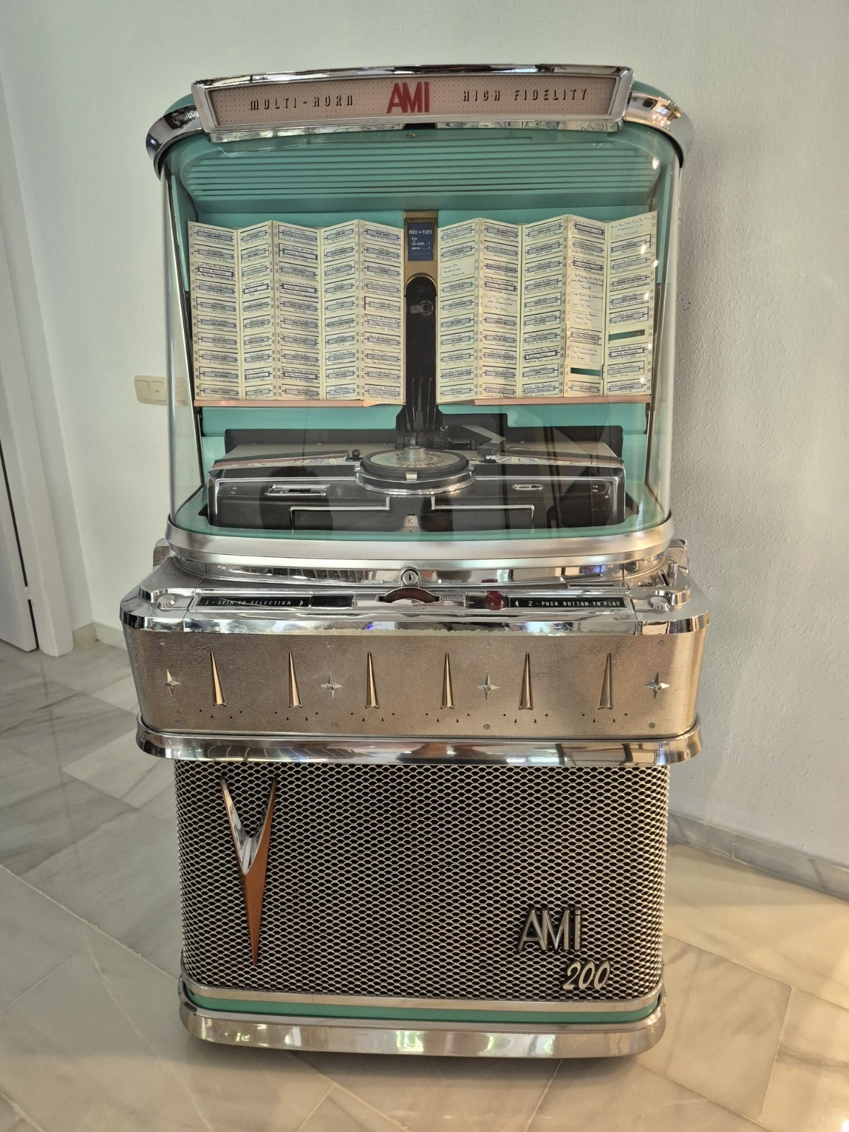 American Mid-Century Modern AMI 200 Jukebox thumbnail
