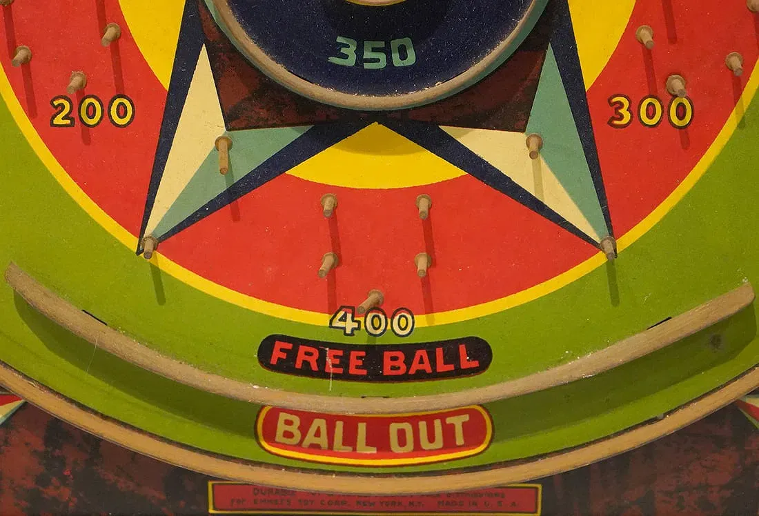 American Vintage "Lucky Star" Tabletop Pinball Game thumbnail 2