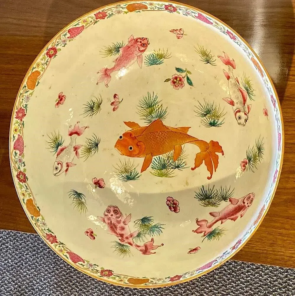 Chinese Famille Rose Style Porcelain Fish and Figure Large Punch Bowl thumbnail 3