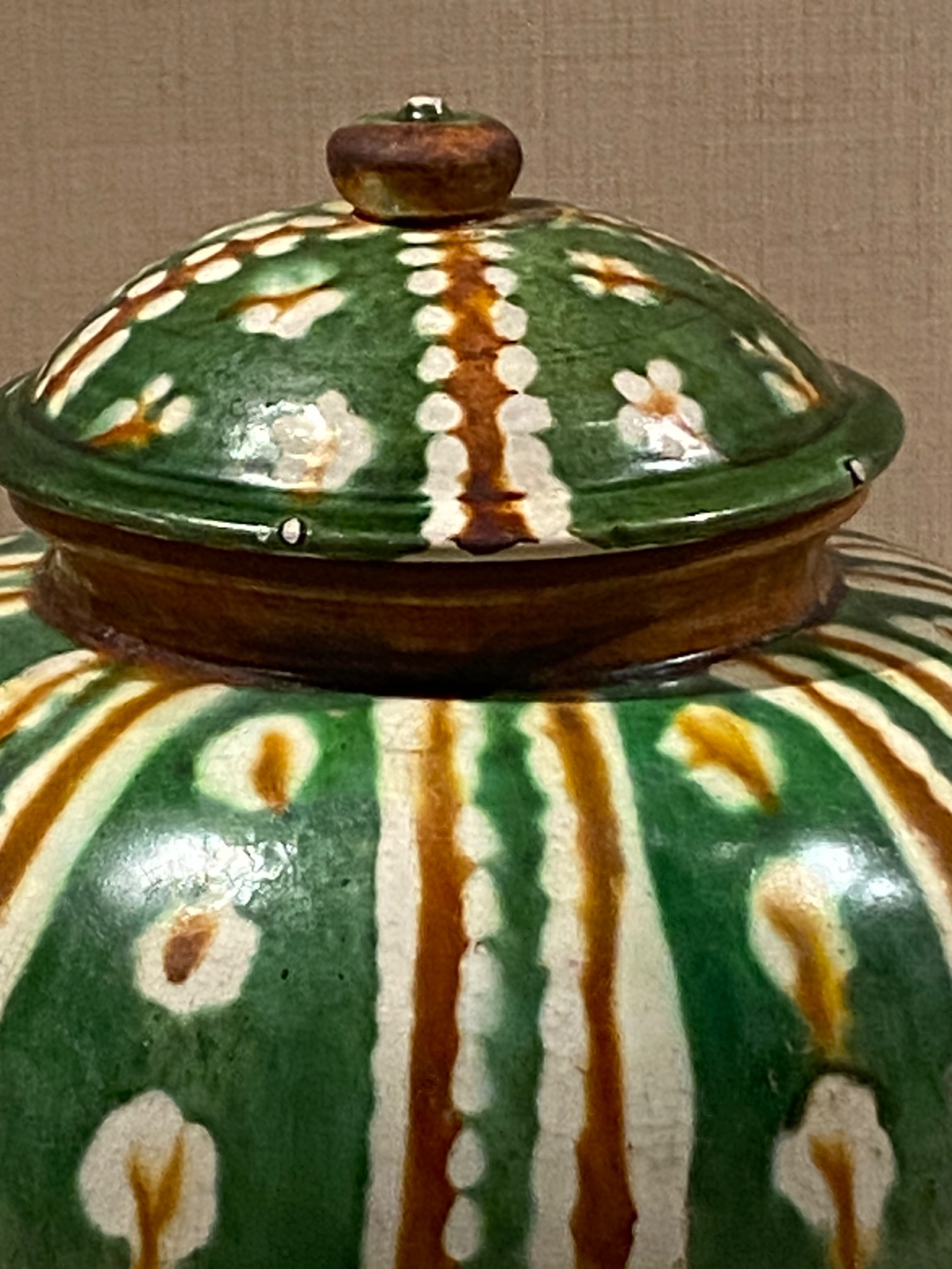 Chinese Tang Sancai Glazed Earthenware Jar with Cover thumbnail 2