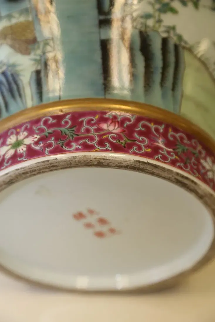 Chinese Guangxu Style Famille Rose Porcelain Vase thumbnail 5