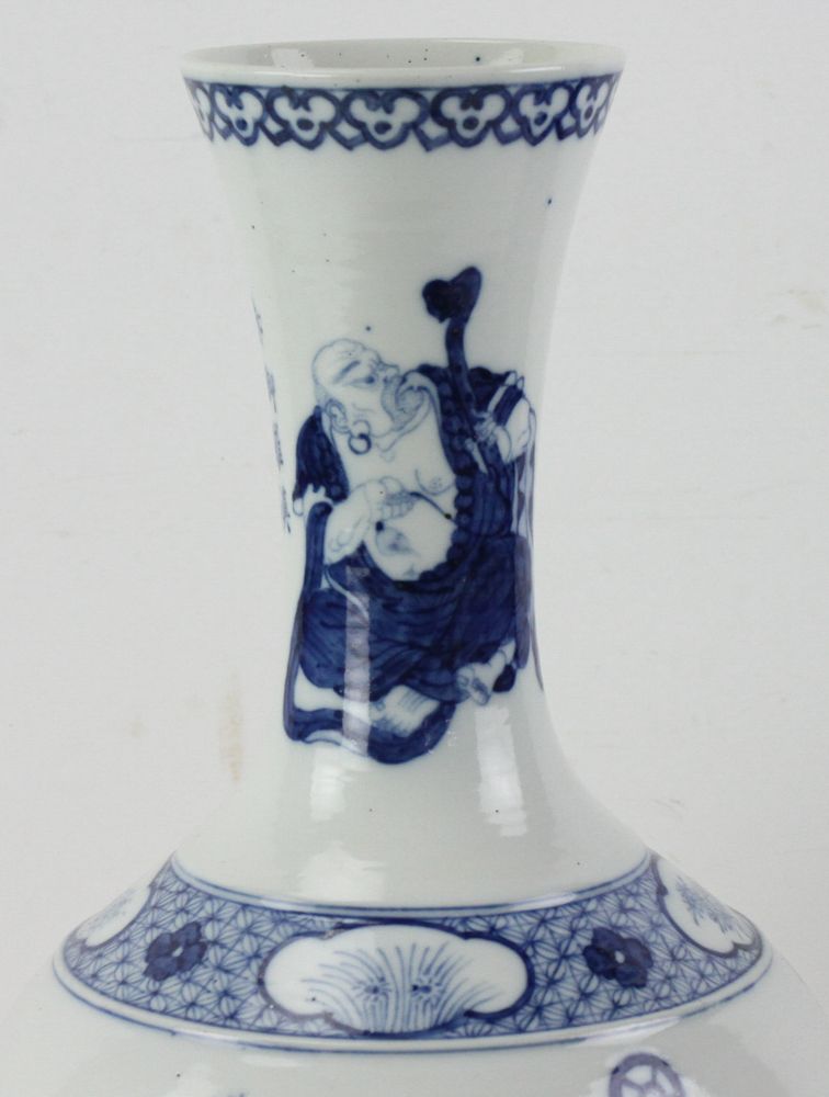 Kangxi Period Blue and White Porcelain Vase thumbnail 2