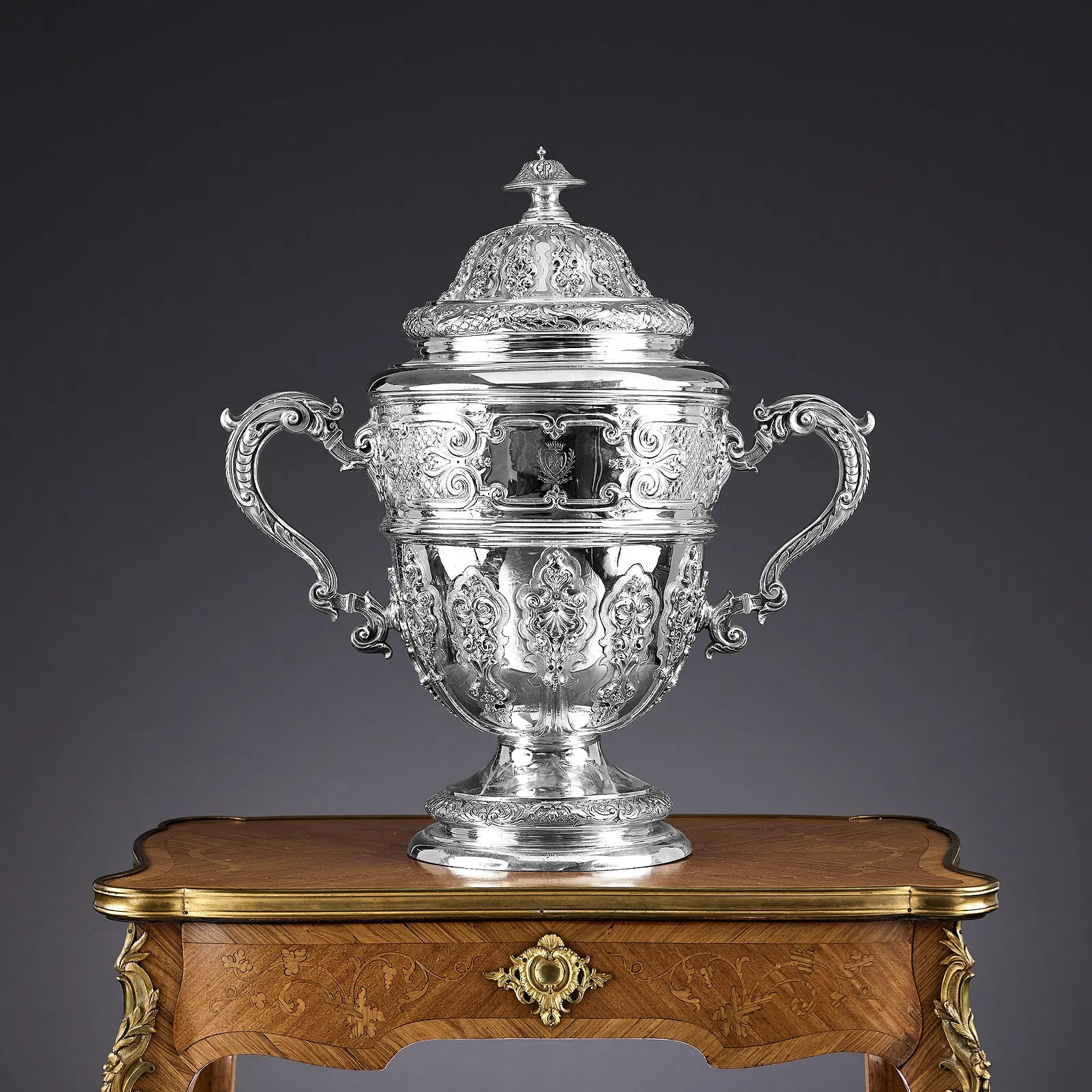 American Victorian Rococo Revival Silver Presentation Covered Urn thumbnail 10