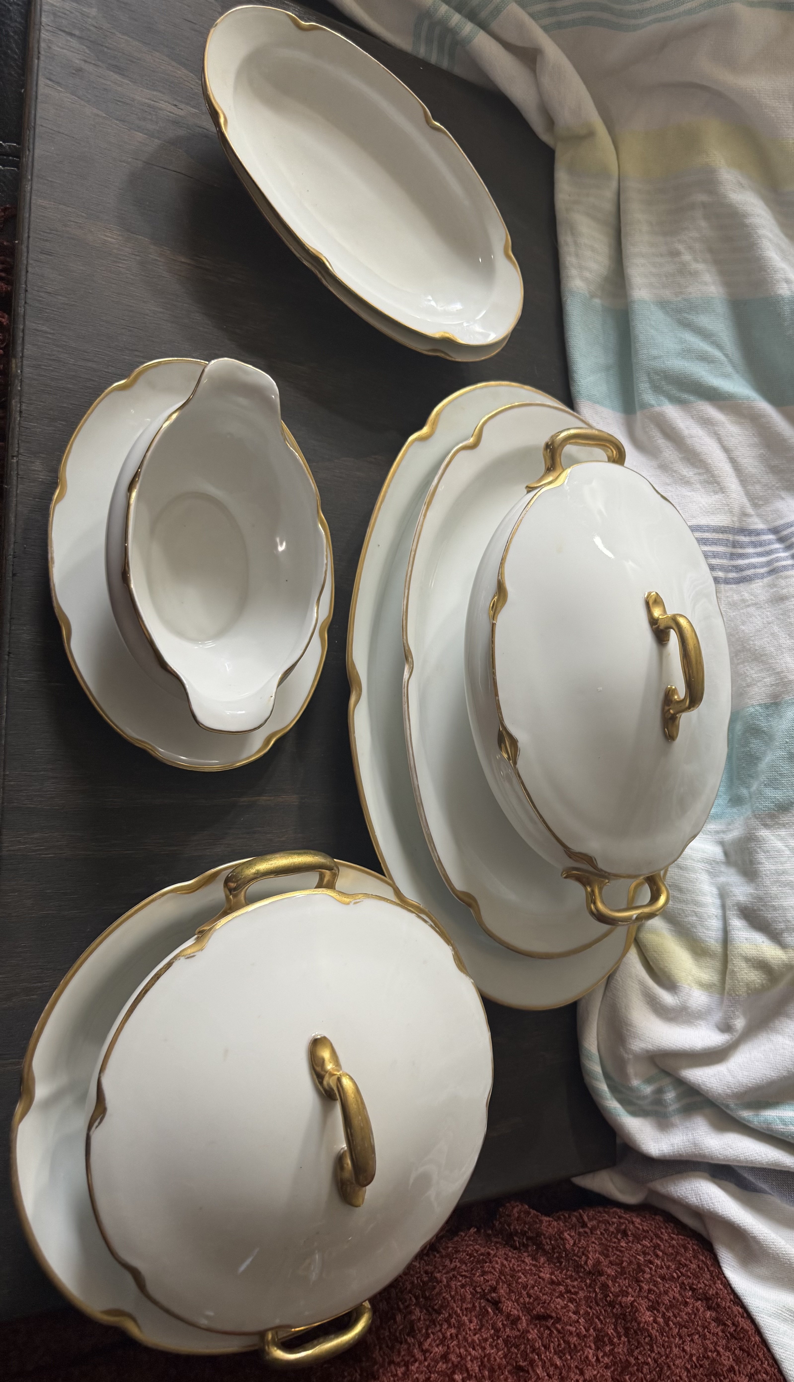 Edwardian Rococo Revival Porcelain and Gilt Serving Pieces (tureens, gravy boat, and platters)