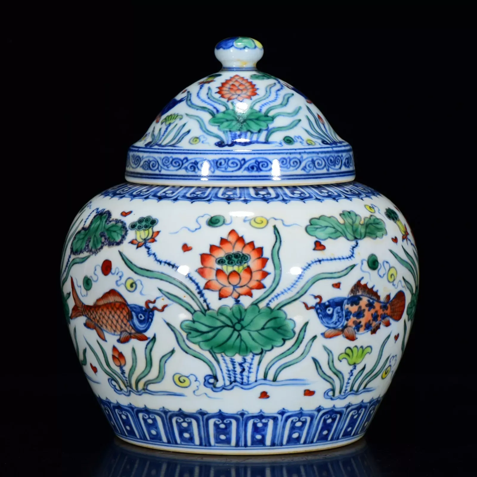 Chinese Ming-Style Wucai Porcelain Covered Jar