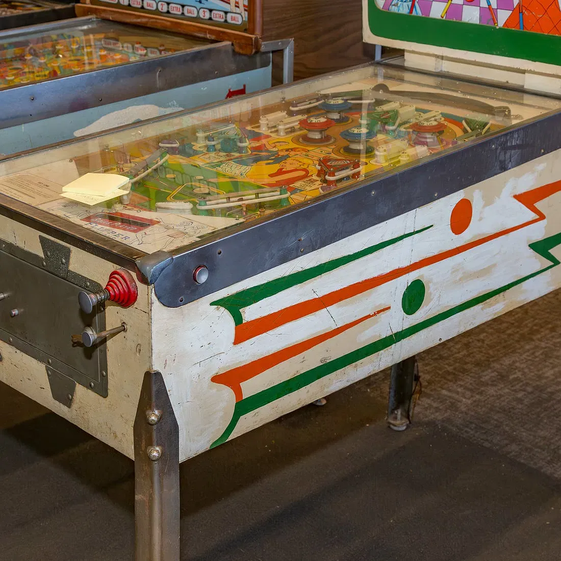 Gottlieb 'Rack-A-Ball' Pinball Machine thumbnail 4