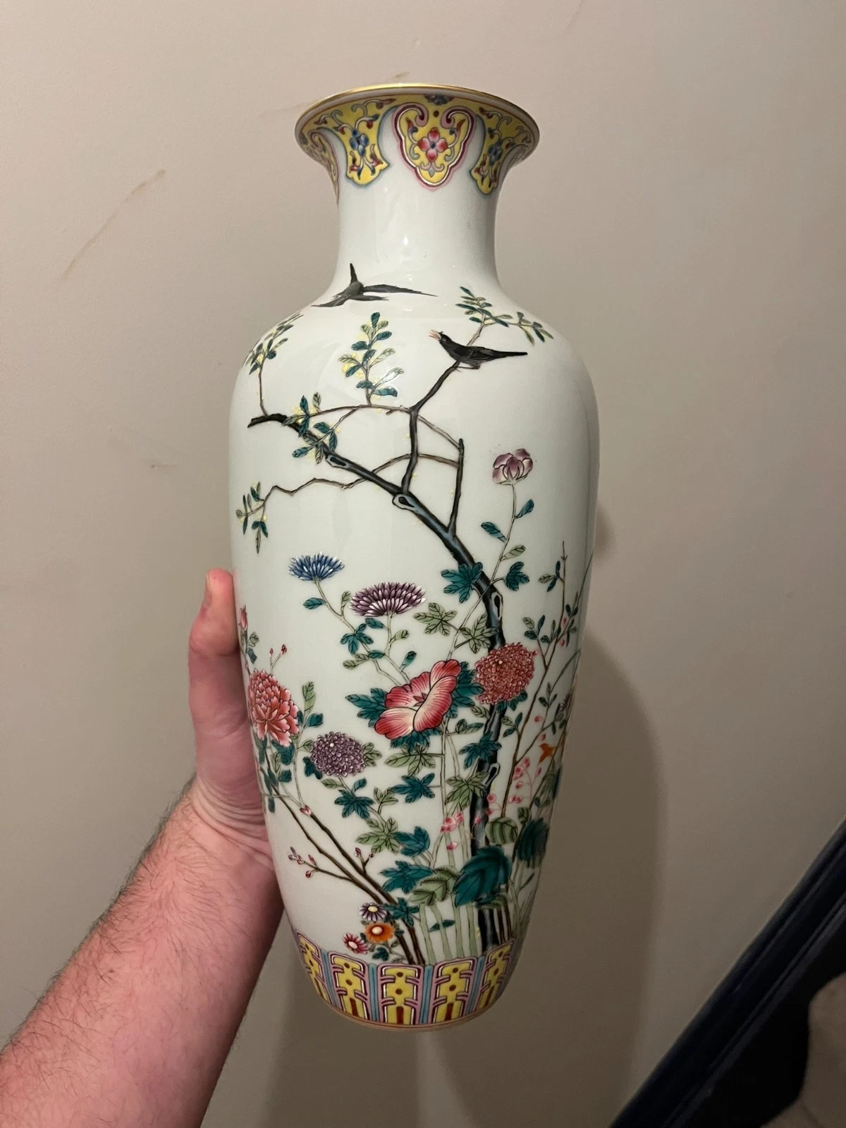 Chinese Republic Style Famille Rose Porcelain Vase