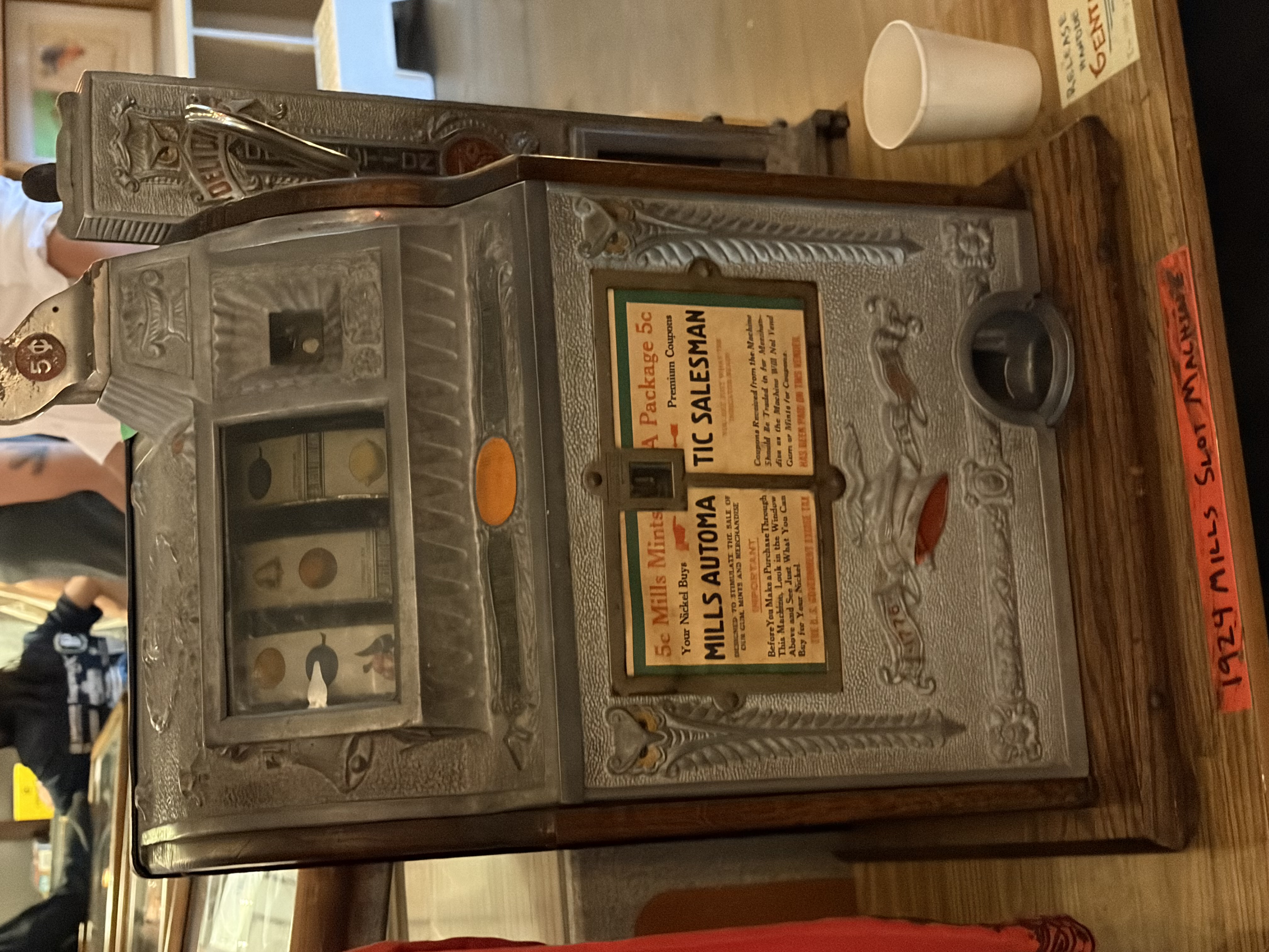 Mills 5¢ Cast-Iron Slot Machine