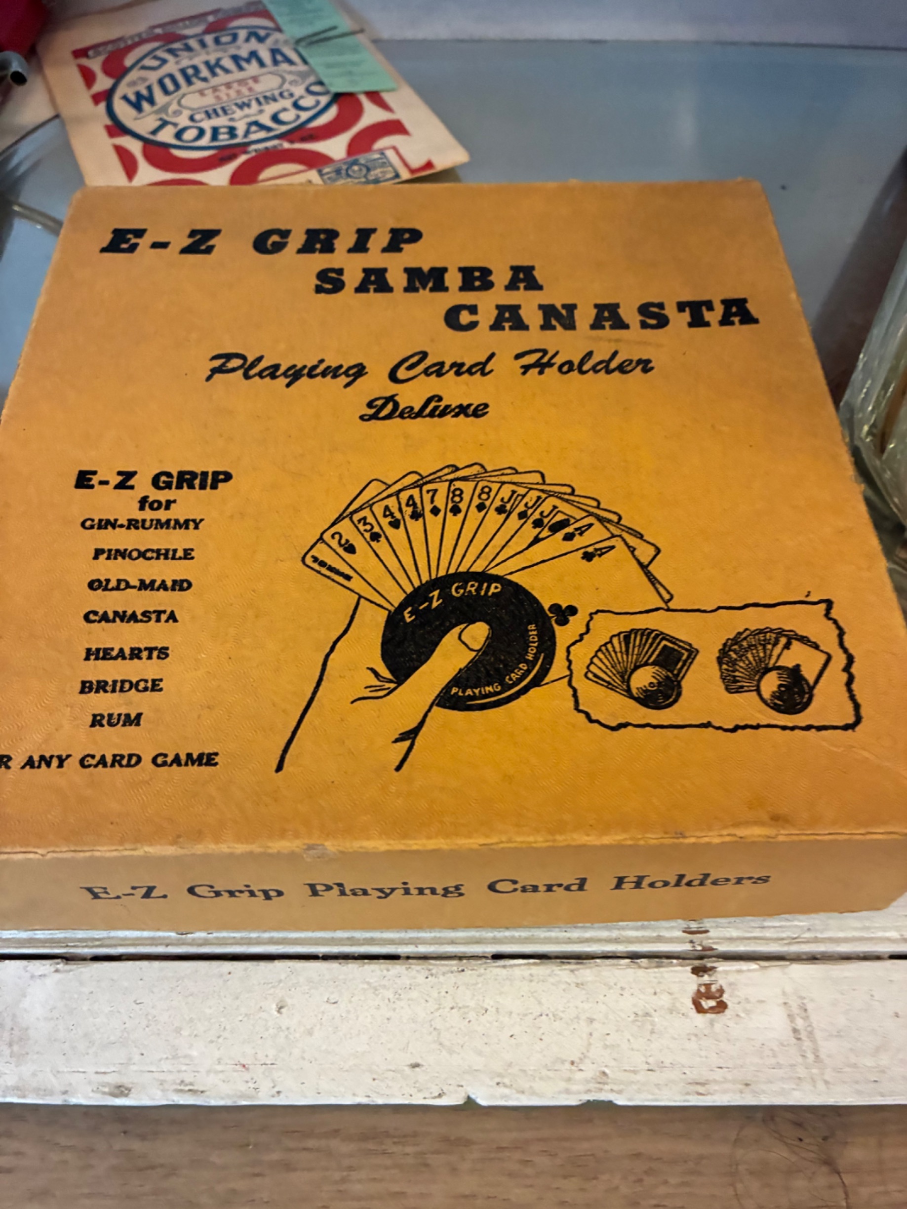 Mid-Century E-Z Grip Playing Card Holder thumbnail 4