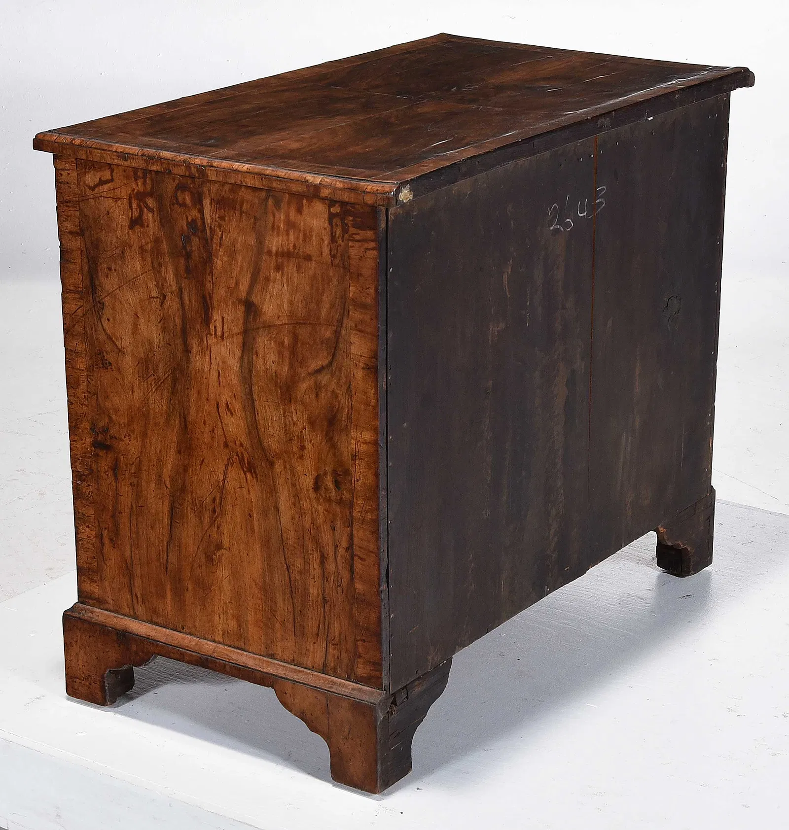 English George II Period Walnut Bachelor's Chest thumbnail 2