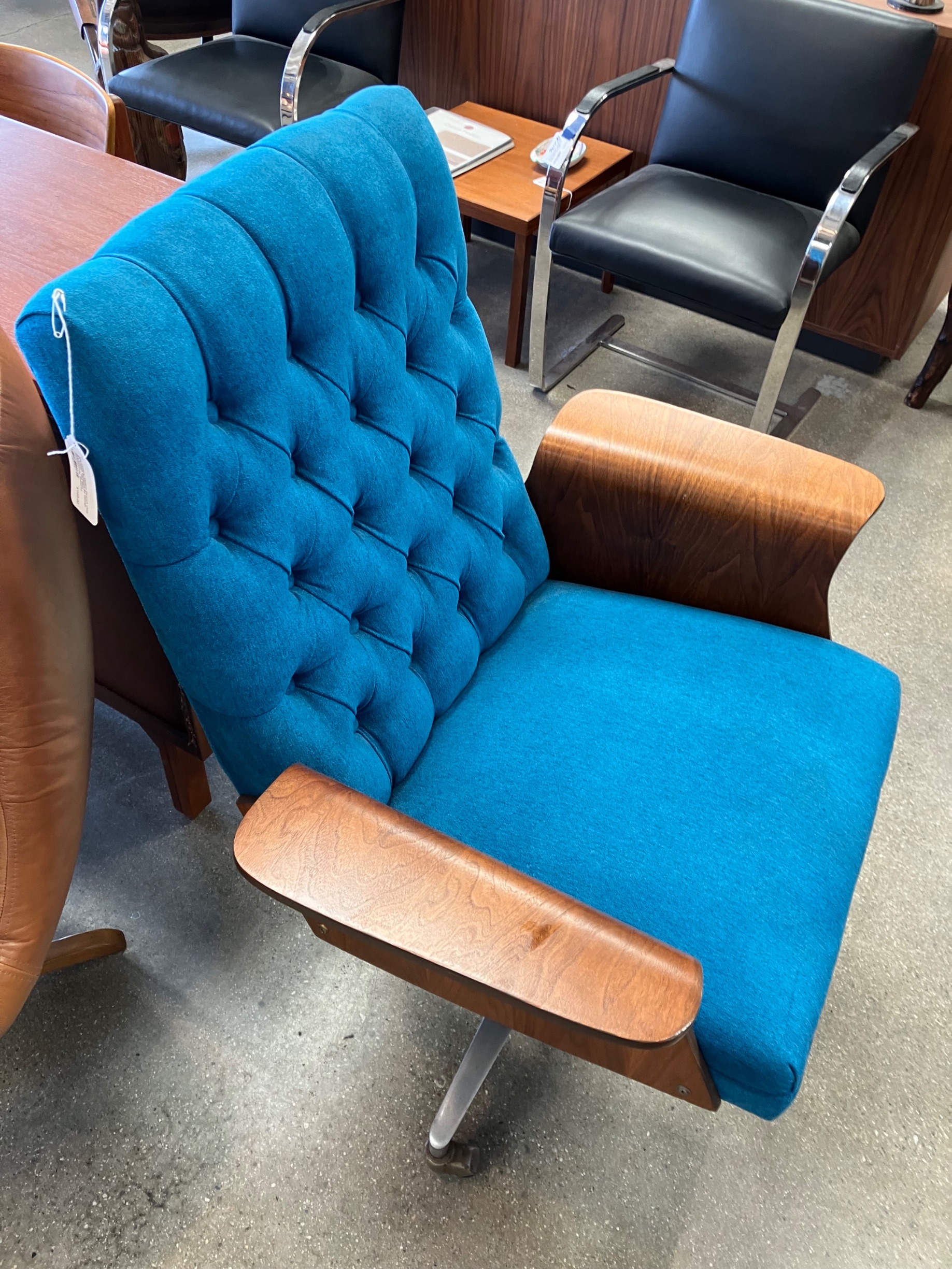 Mid-Century Modern Plycraft Armchair thumbnail 2