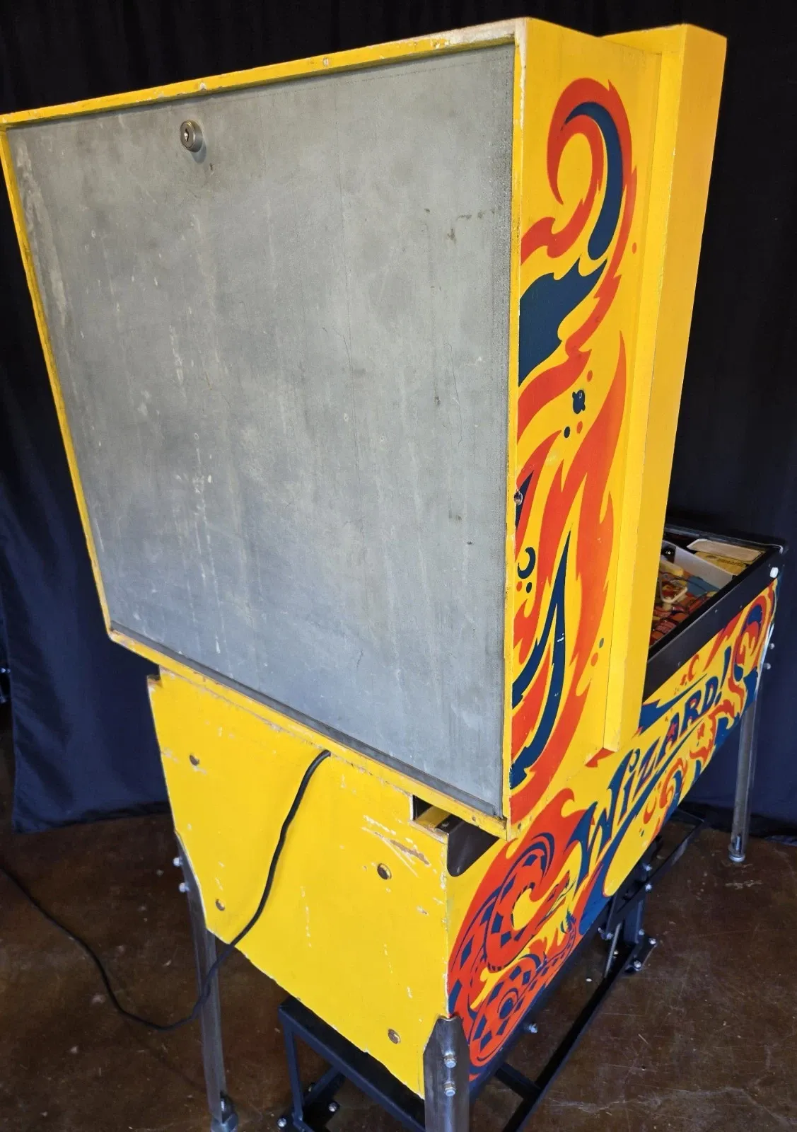 Bally Wizard! Electro-Mechanical Pinball Machine thumbnail 8