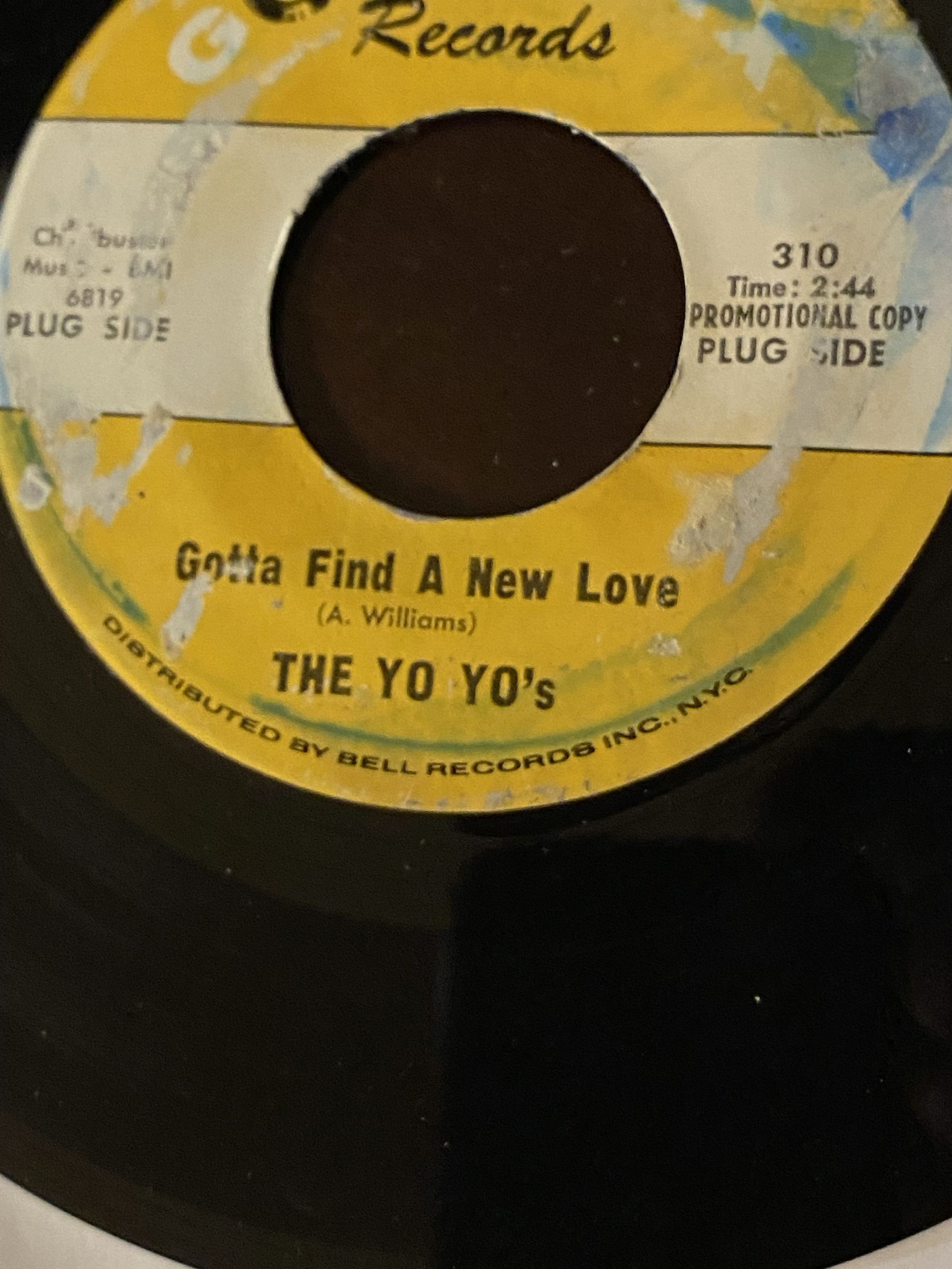 1960s Goldwax Records Garage Soul 45 RPM Vinyl: The Yo Yo's – Gotta Find A New Love / I've Got Something In My Eye thumbnail 2