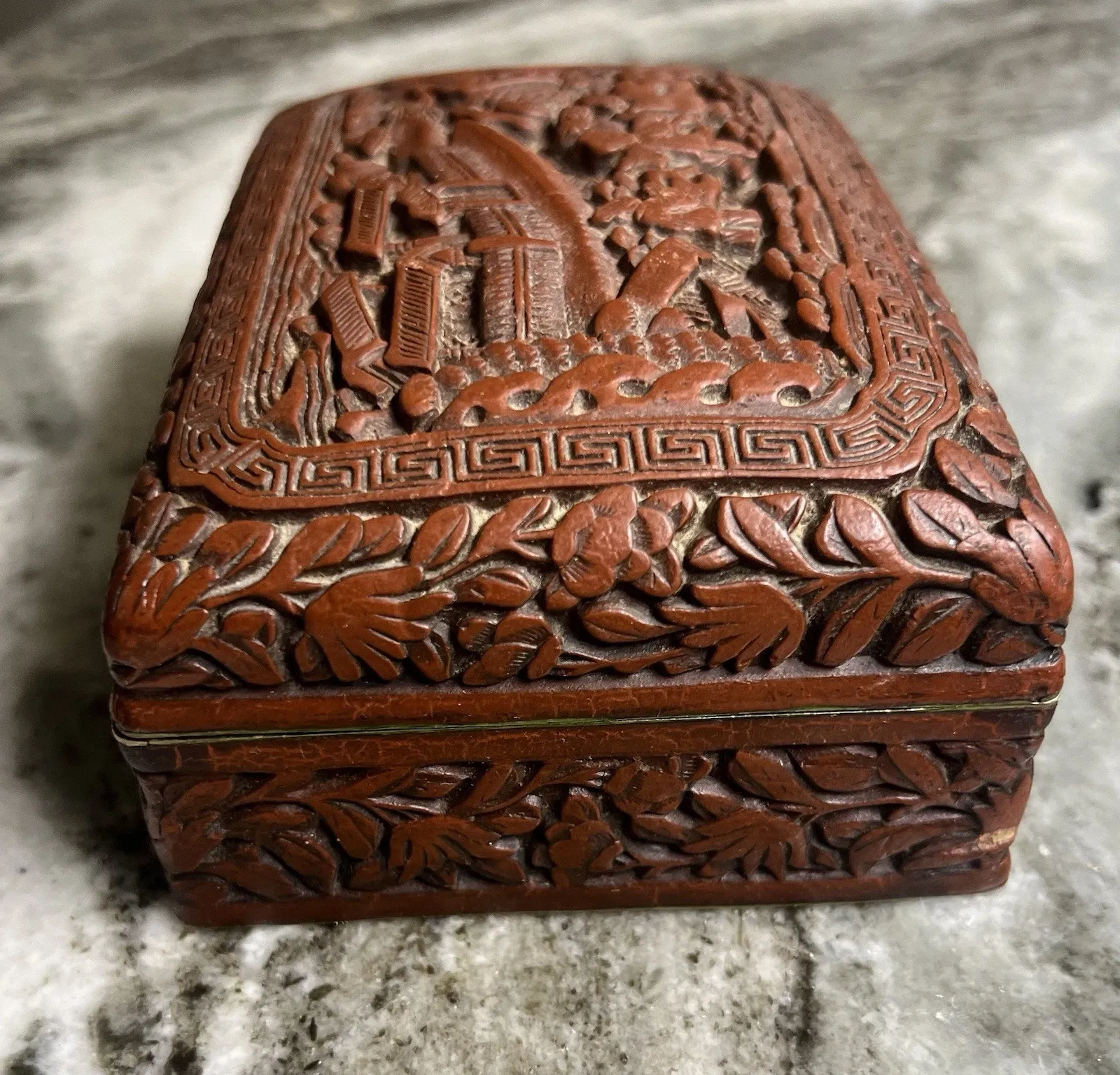 Chinese Qing Style Carved Cinnabar Lacquer Rectangular Box thumbnail 4