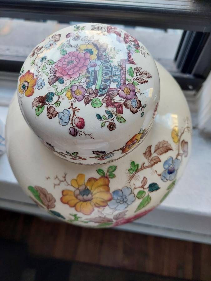 English Ironstone Mason's Patent Ironstone Polychrome Ginger Jar with Cover thumbnail 3