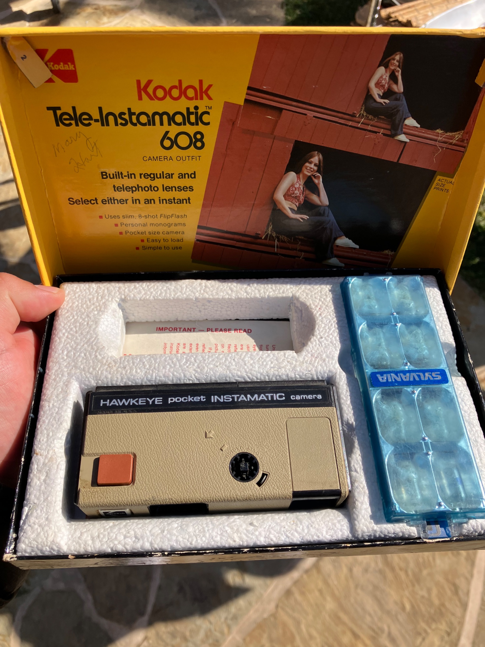 Kodak Tele-Instamatic 608 Camera Outfit thumbnail 2