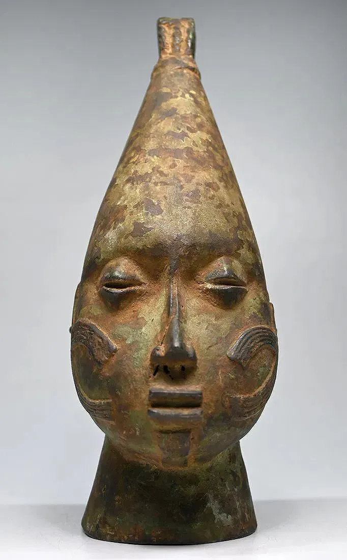 Benin Style Bronze Head thumbnail 2