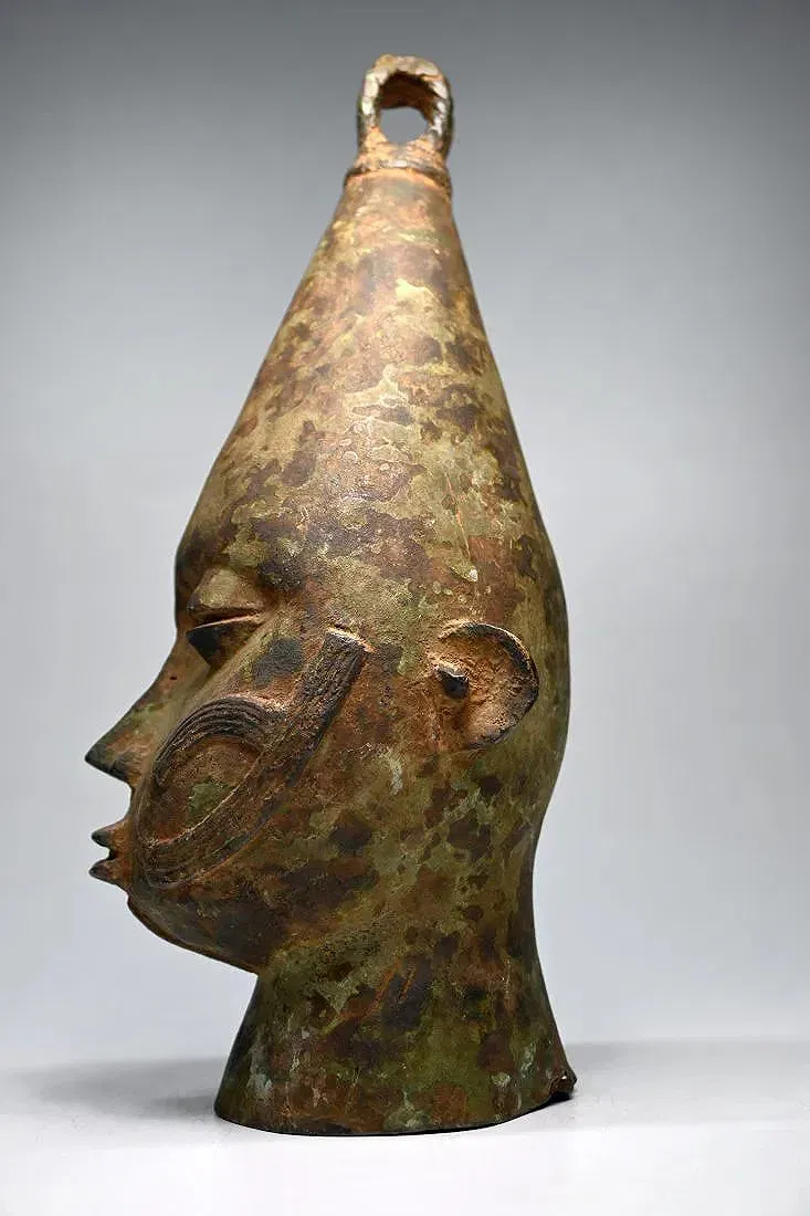 Benin Style Bronze Head thumbnail 3