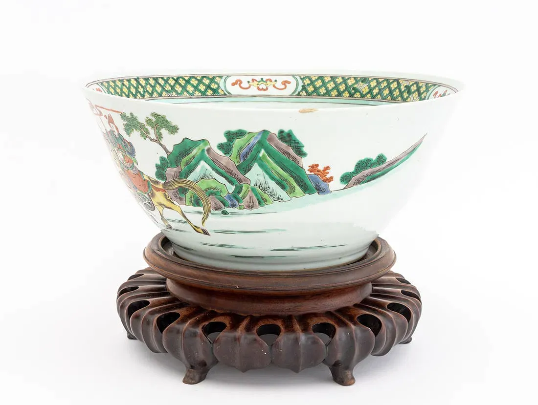 Chinese Kangxi Period Famille Verte Basin thumbnail 3