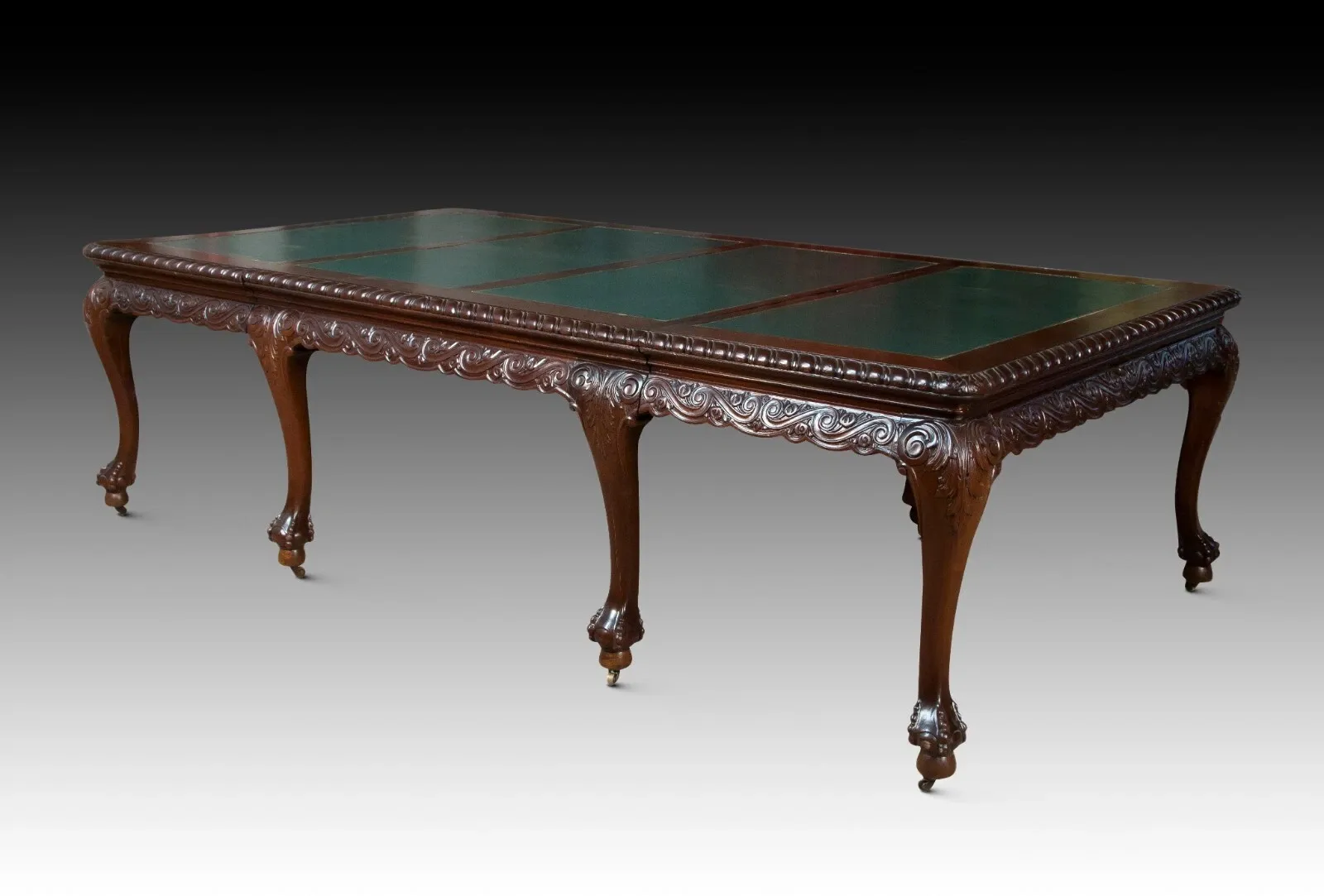 Late Victorian Chippendale Style Mahogany Wind‑Out Dining Table with Leather Insets