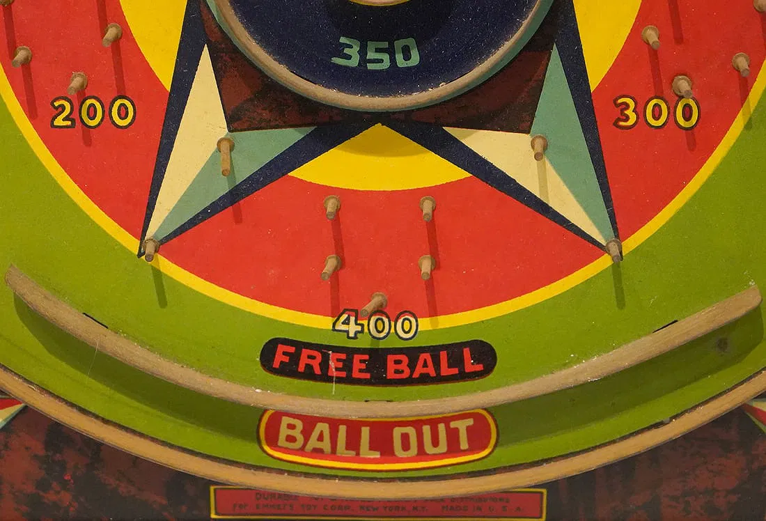 American Vintage 'Lucky Star' Tabletop Pinball Game thumbnail 2