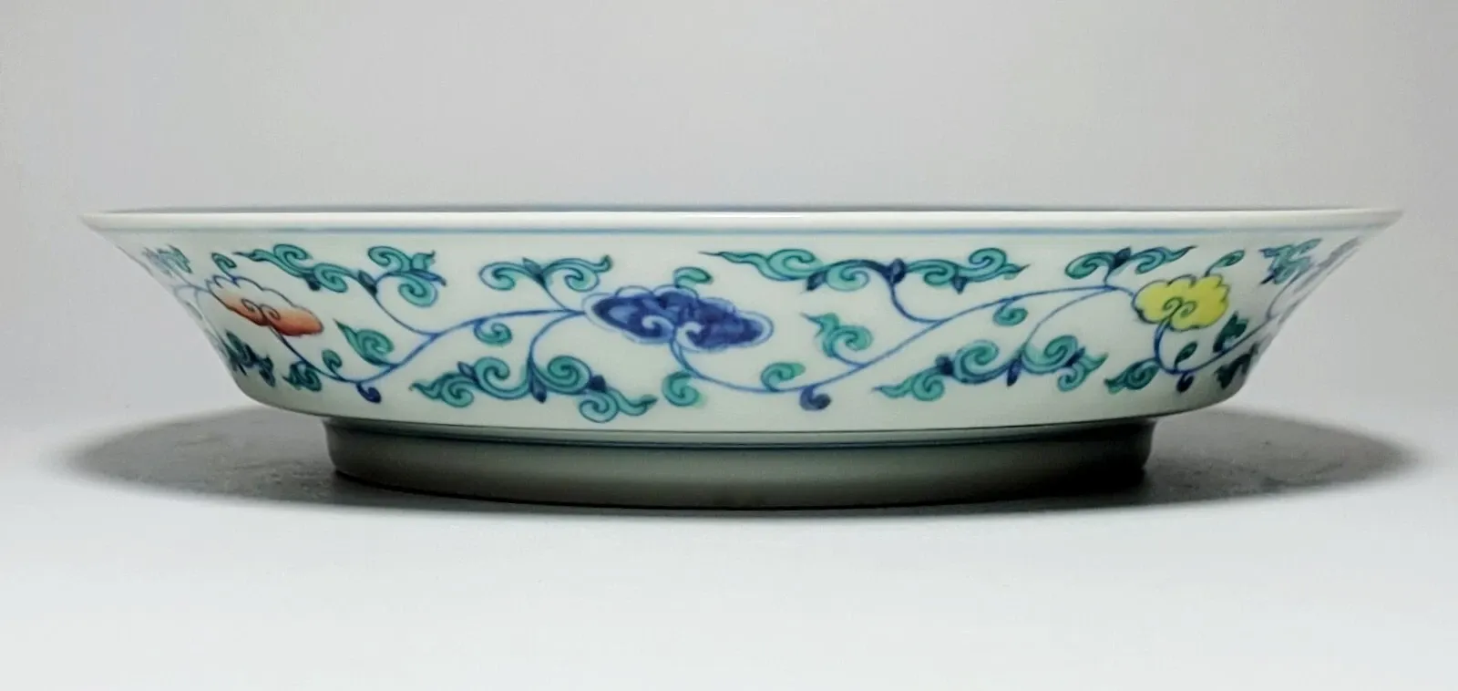 Chinese Doucai Style Dragon Plate thumbnail 3