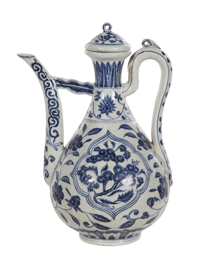 Chinese Ming Style Blue and White Porcelain Ewer