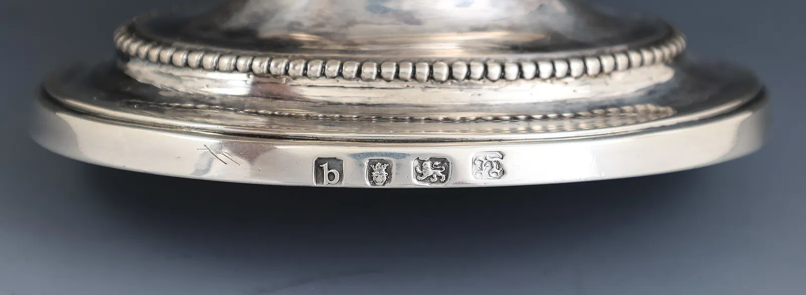 English George III Sterling Silver Covered Sugar Urn (London, 1777) thumbnail 5