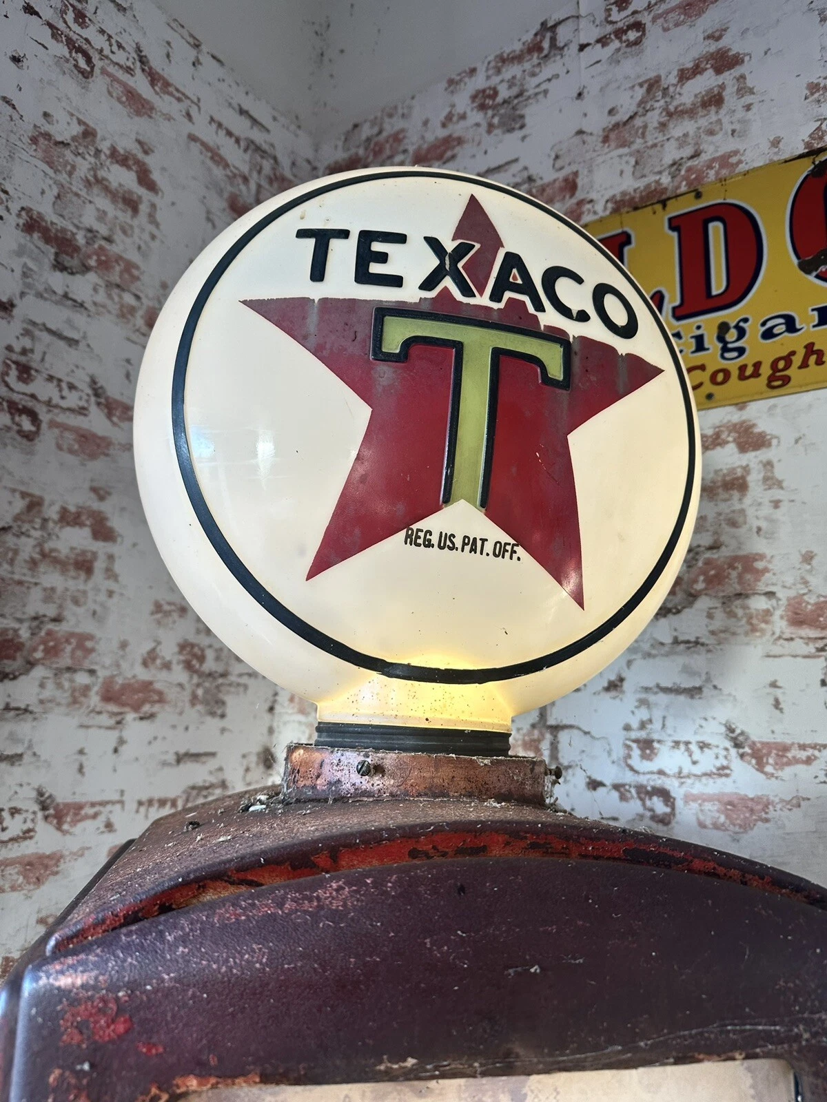 Vintage Bennett Model 76 Texaco Fire-Chief Gas Pump thumbnail 8