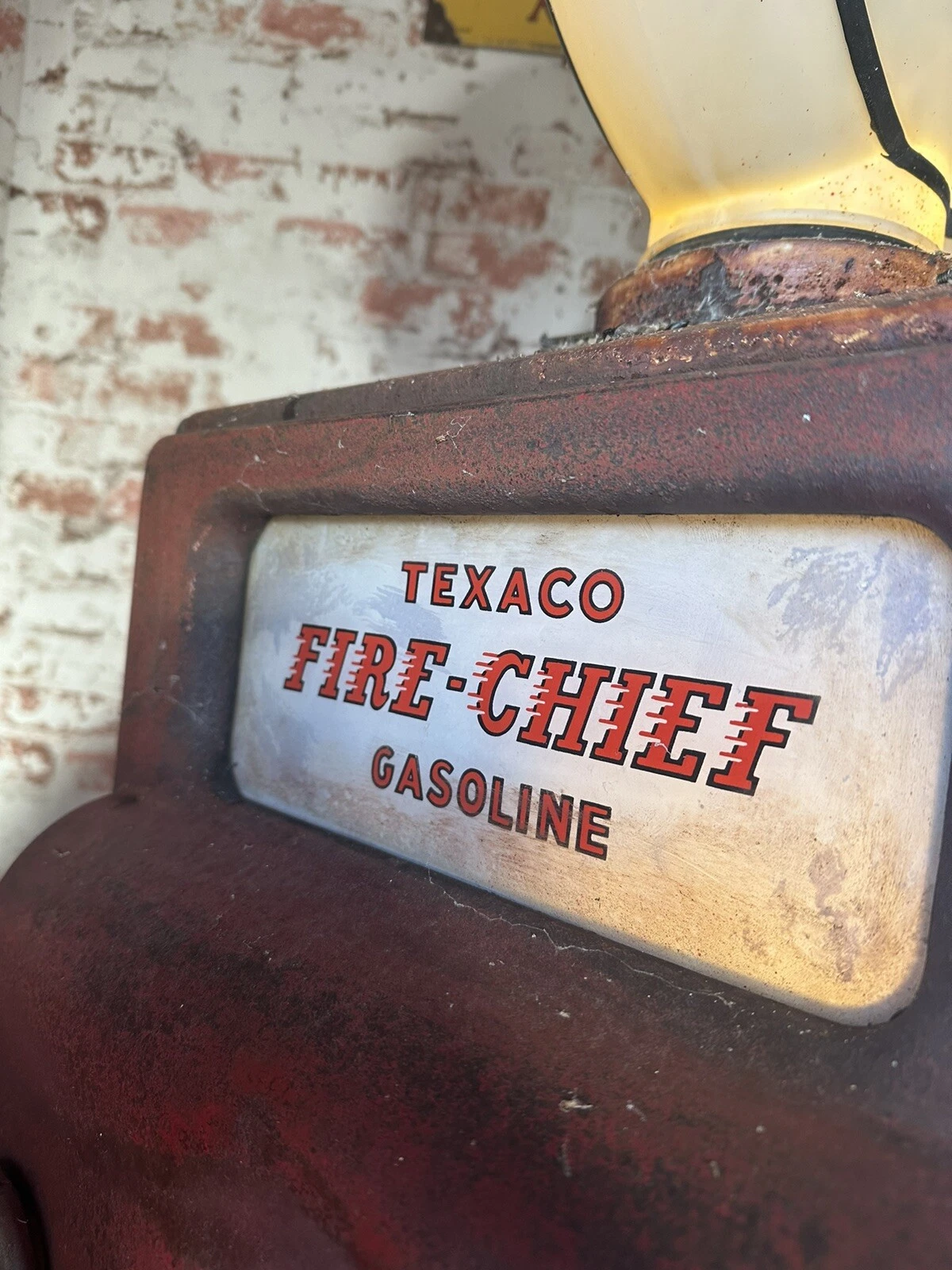 Vintage Bennett Model 76 Texaco Fire-Chief Gas Pump thumbnail 10