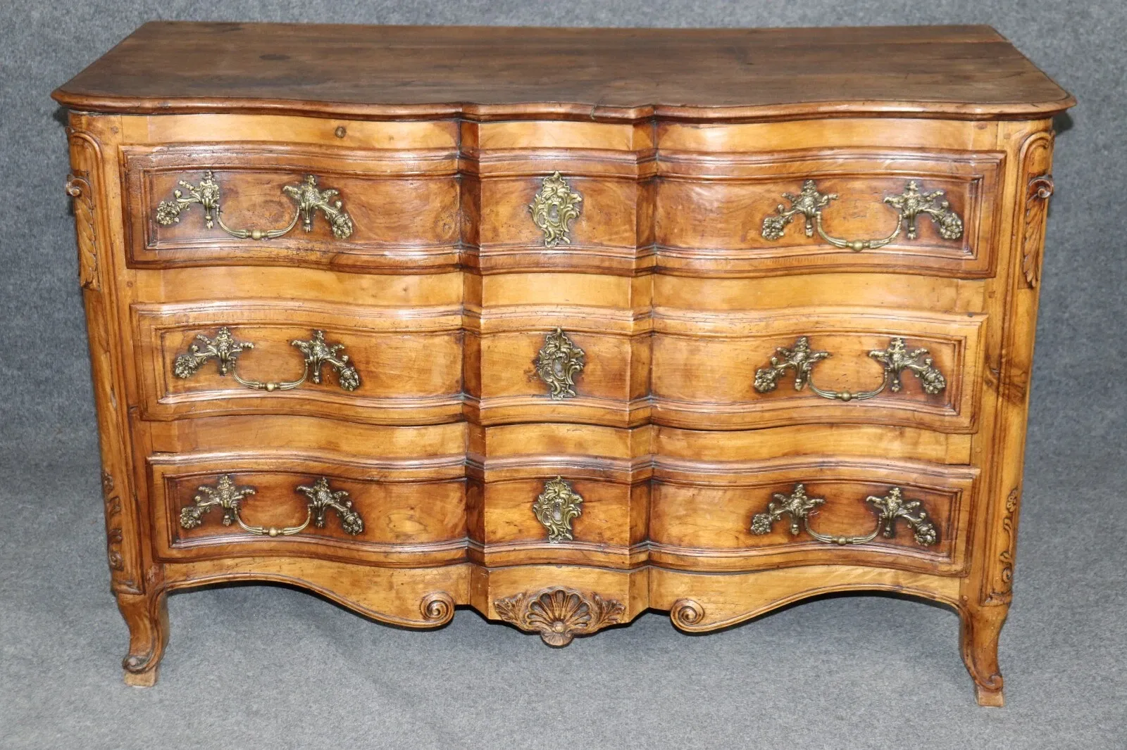 French Louis XV Period Walnut Bombe Commode thumbnail 2