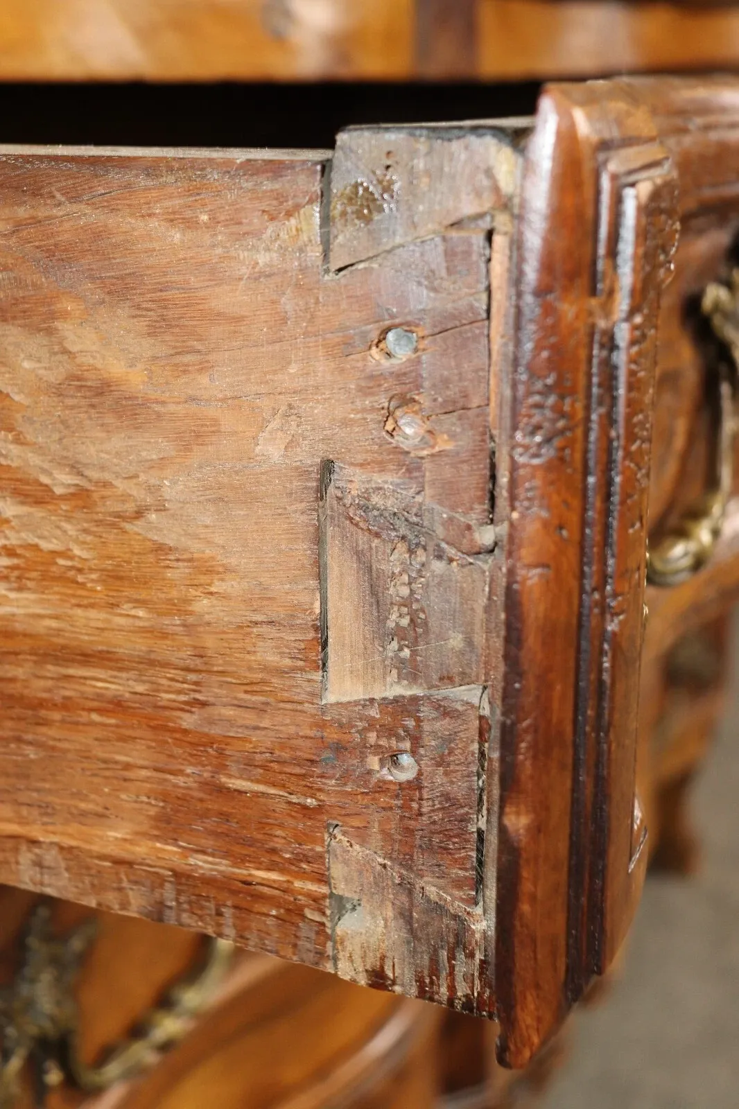 French Louis XV Period Walnut Bombe Commode thumbnail 11