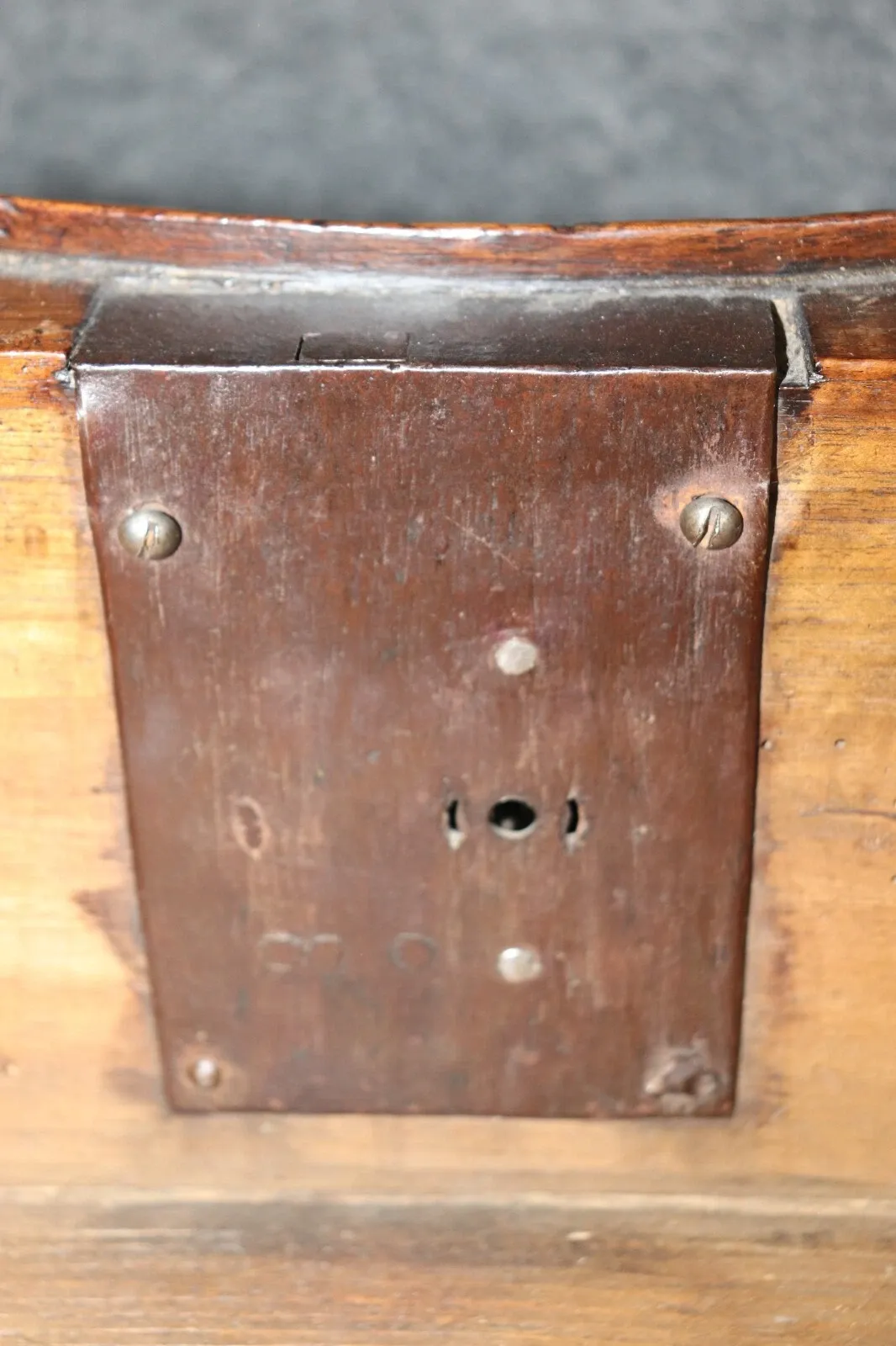 French Louis XV Period Walnut Bombe Commode thumbnail 12