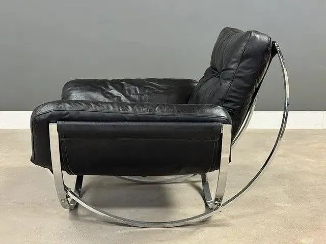 Mid-Century Modern Chrome and Black Leather Rocking Lounge Chair thumbnail 2