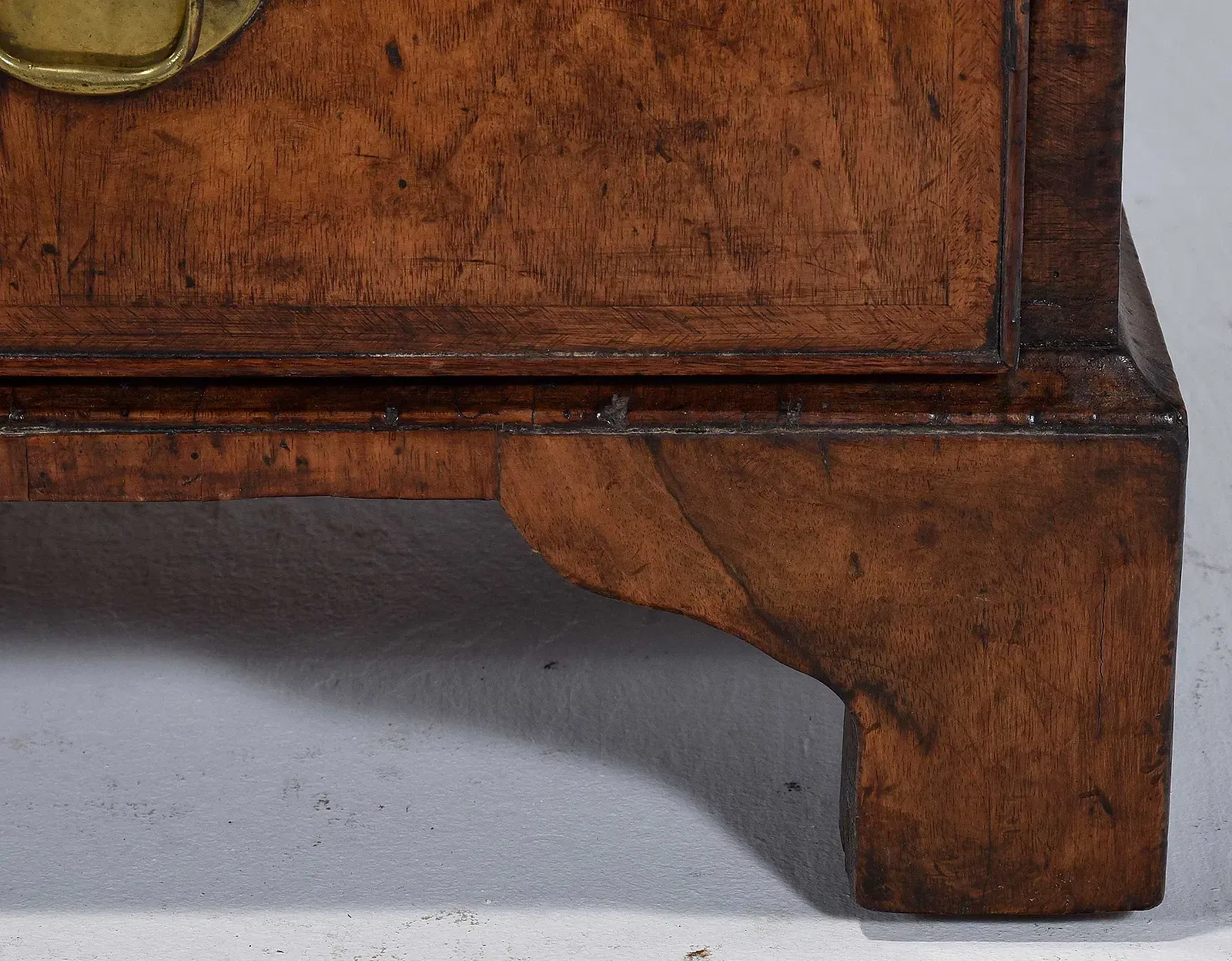 English George II Period Walnut Bachelor's Chest thumbnail 11