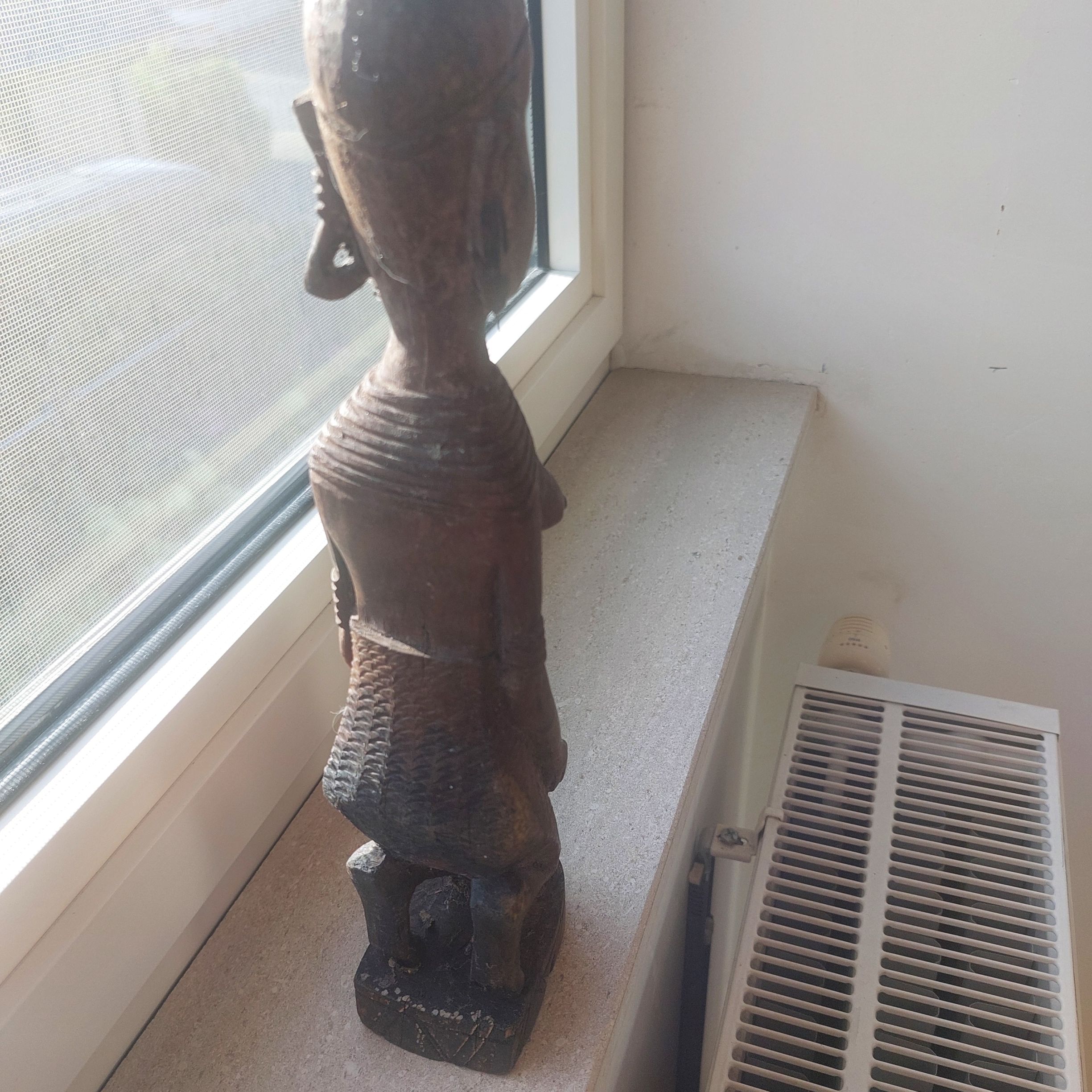 Baule-Style Carved Wood Female Figure thumbnail 2