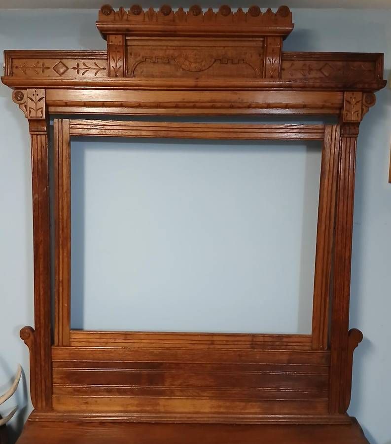 Late Victorian Eastlake Style Oak Dresser with Mirror thumbnail 3