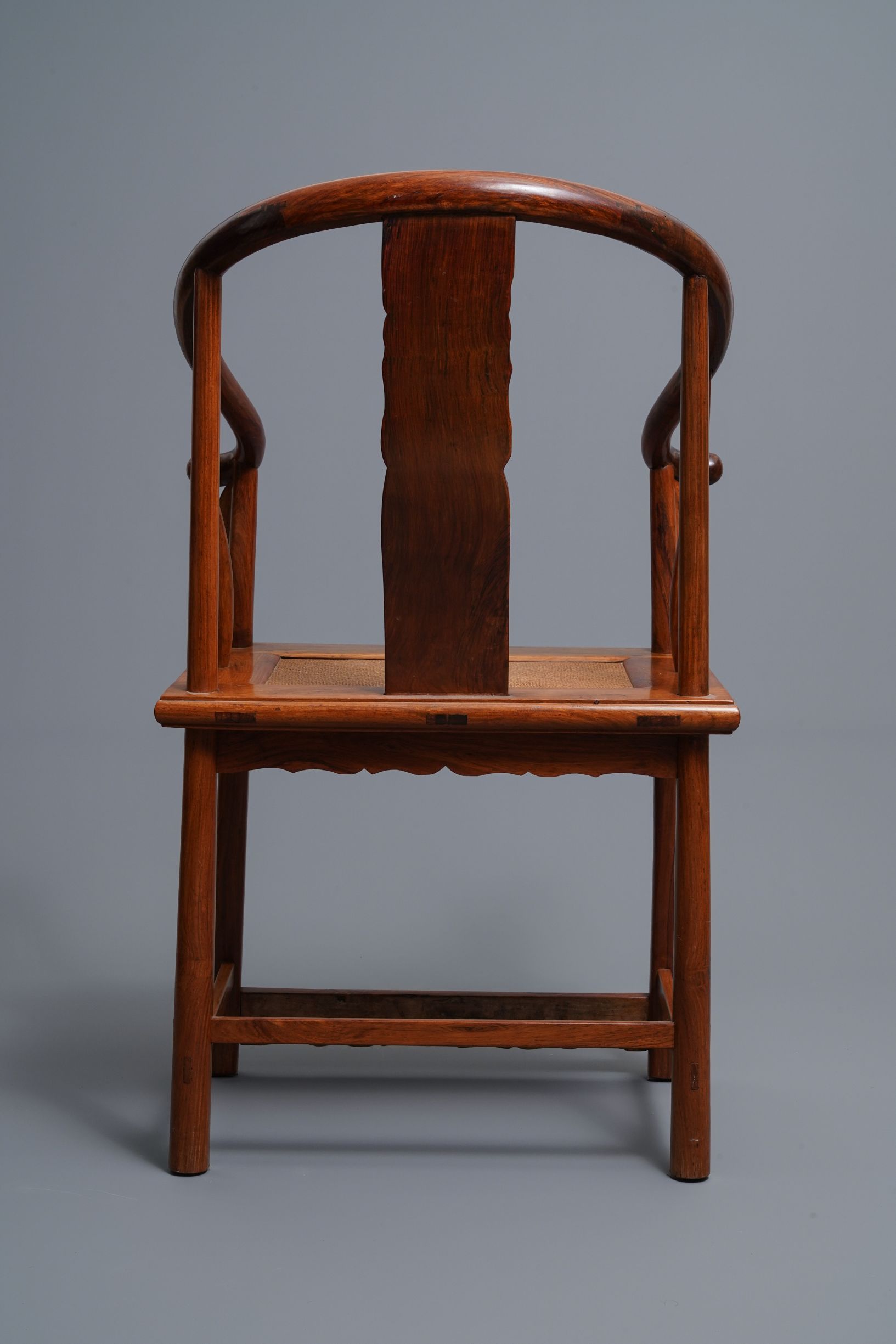 Pair of Chinese Ming Period Huanghuali Horseshoe-Back Armchairs thumbnail 3