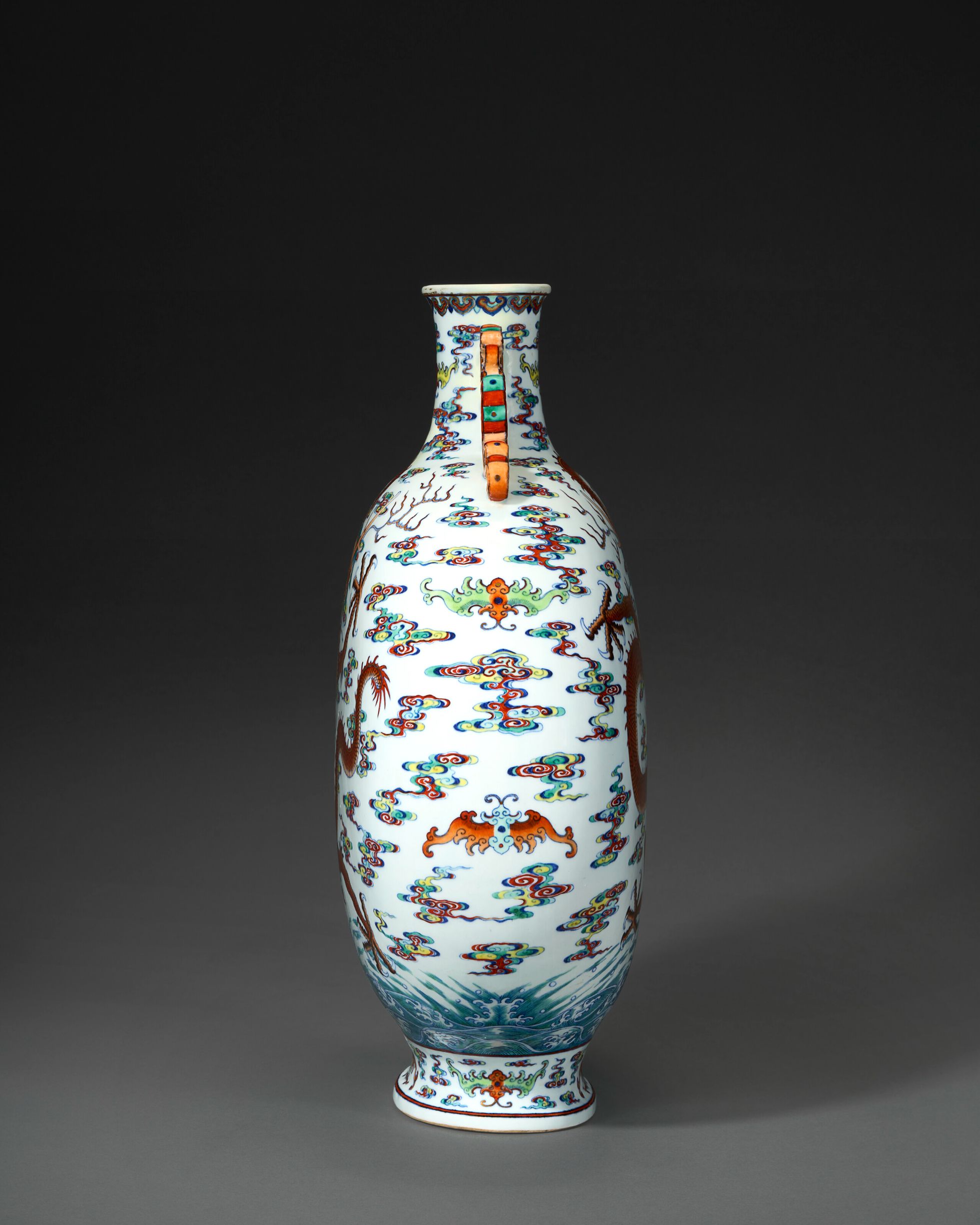 Chinese Republic Period Famille Rose Dragon and Deer-Head Vase thumbnail 9
