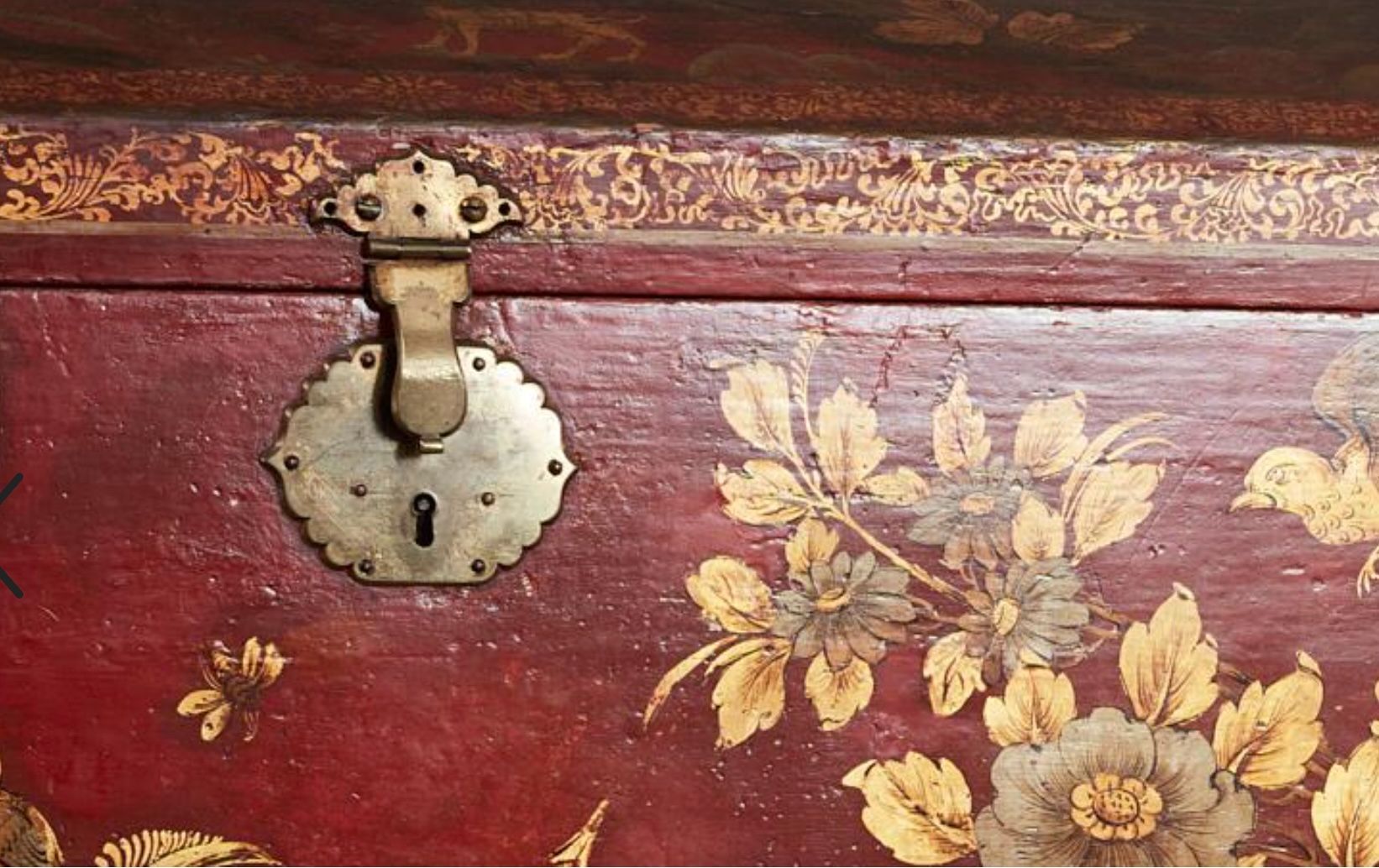Chinese Export Chinoiserie Lacquer Cabinet on Stand thumbnail 9